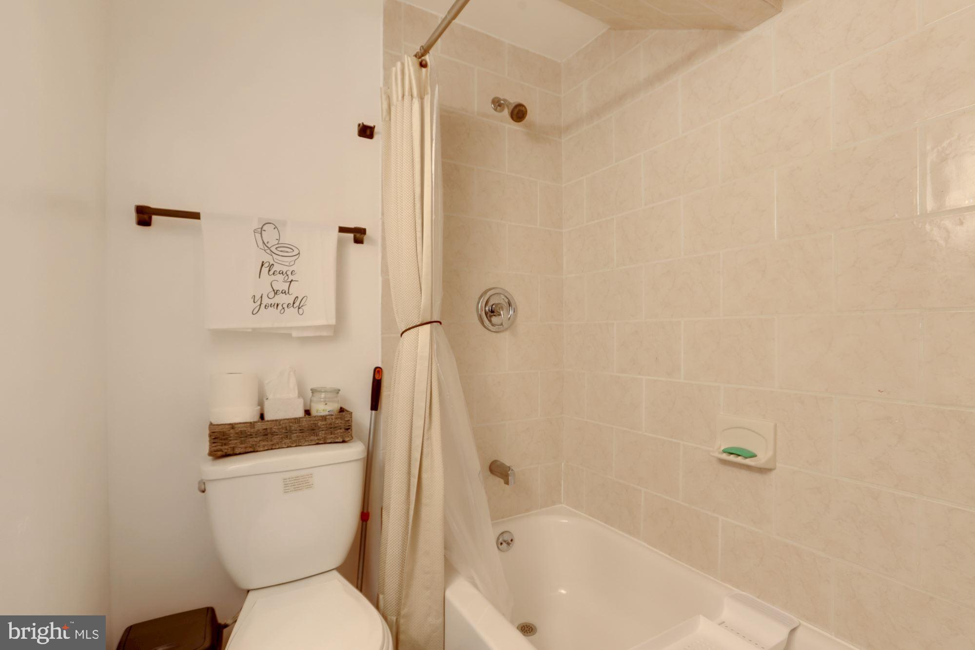 MAGNOLIA WOODS - Residential