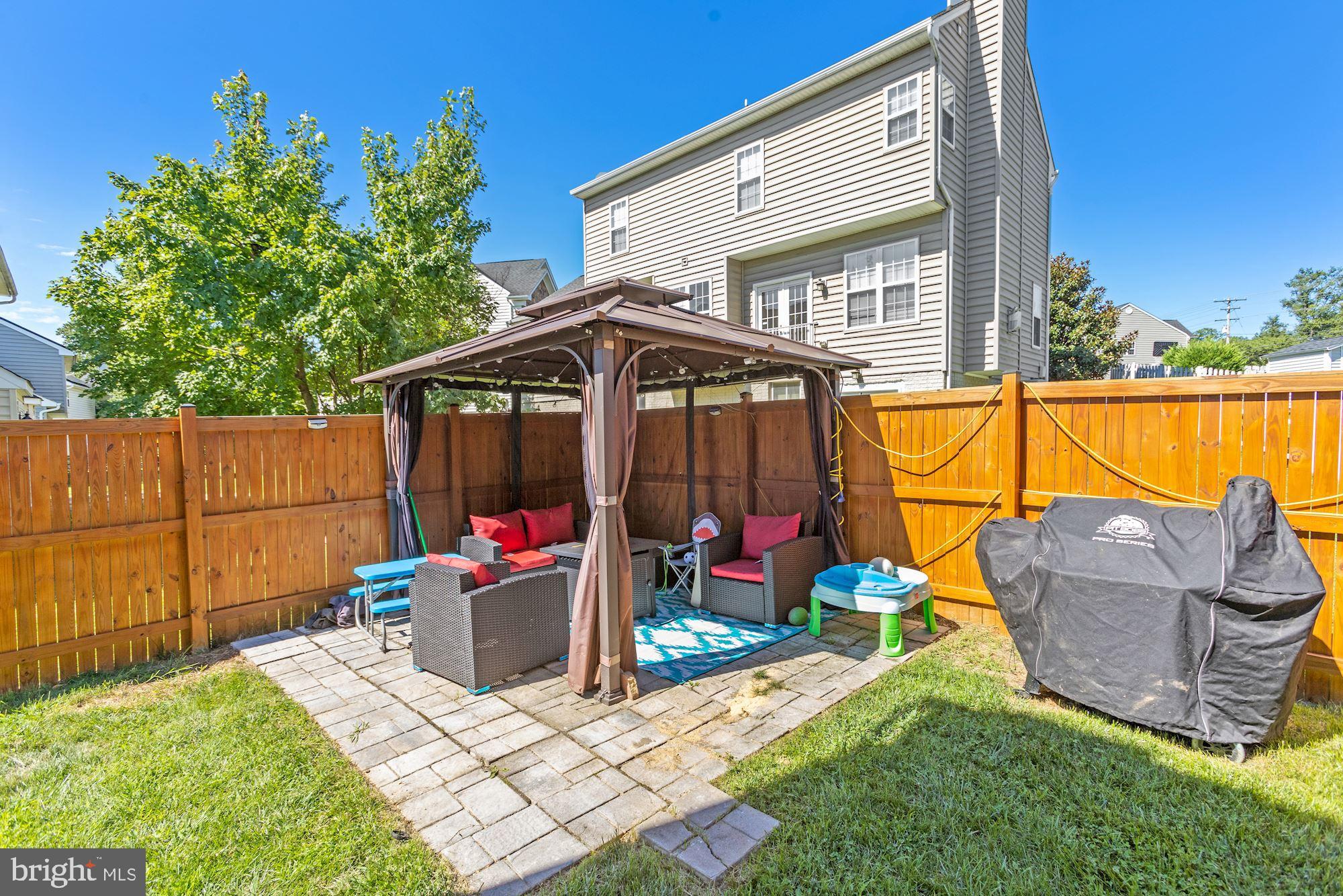 MAGNOLIA WOODS - Residential