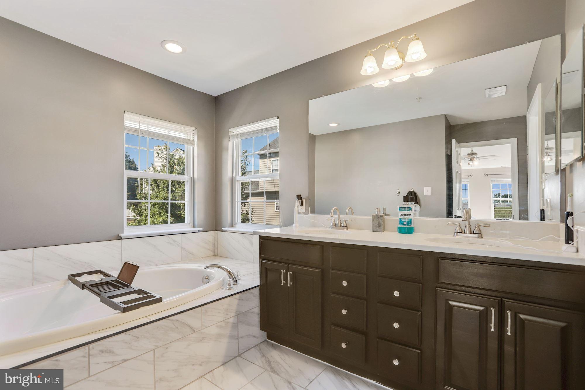 MAGNOLIA WOODS - Residential