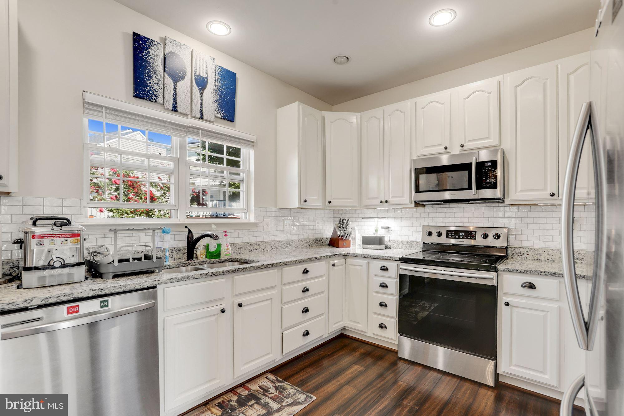 MAGNOLIA WOODS - Residential