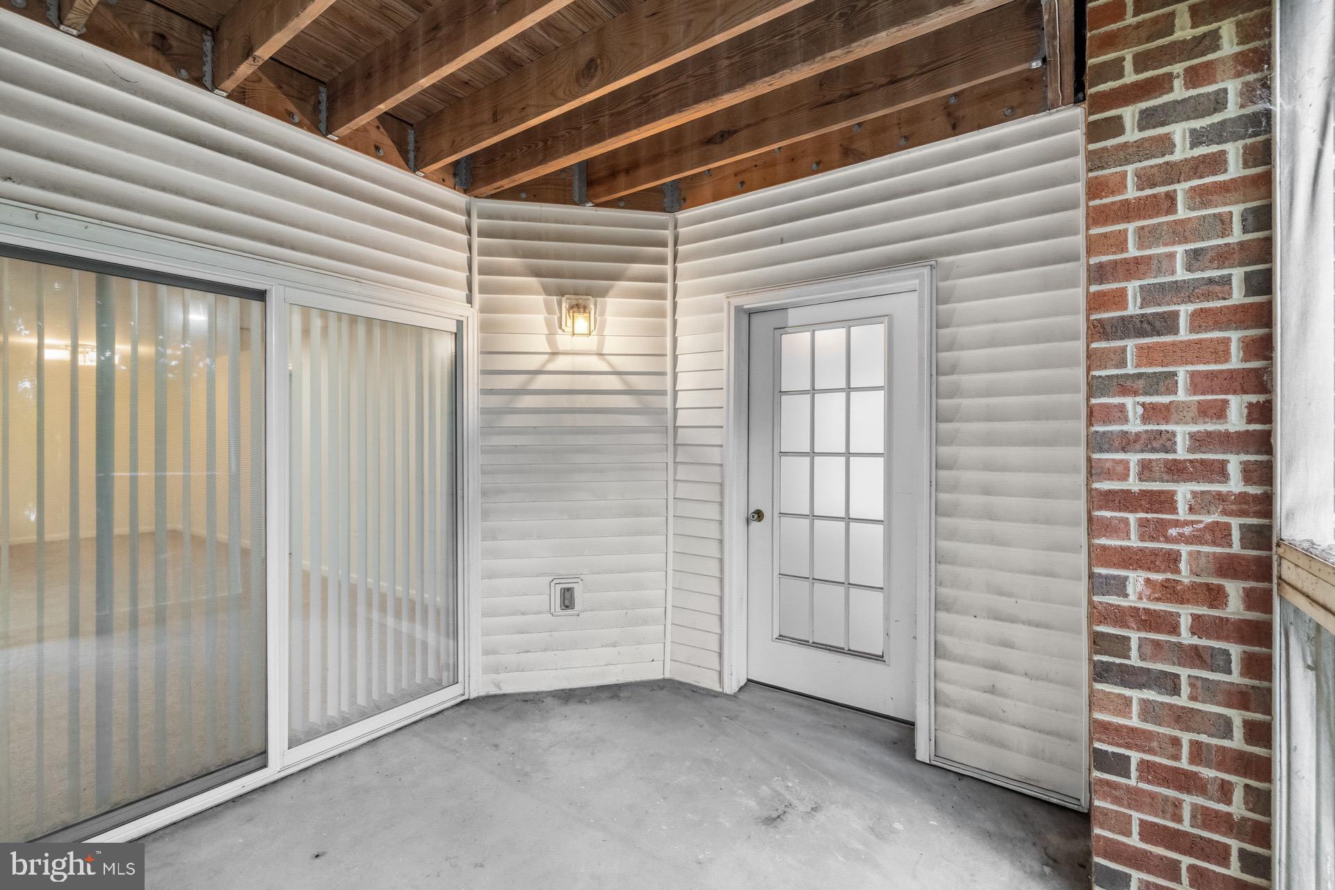 GREENBELT LAKE VILLAGE - Residential Lease