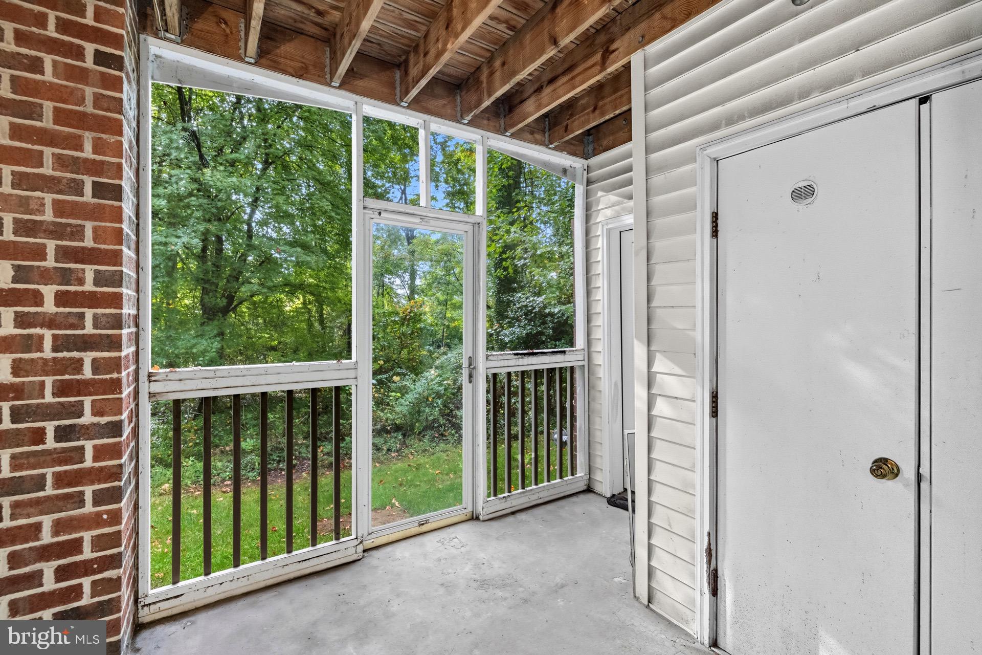 GREENBELT LAKE VILLAGE - Residential Lease