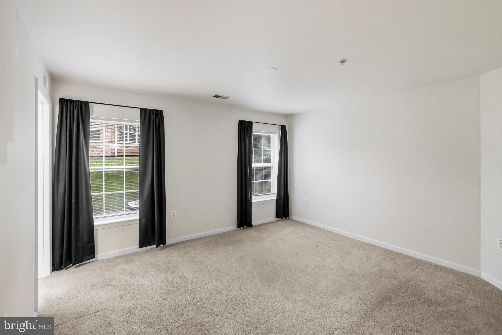 GREENBELT LAKE VILLAGE - Residential Lease