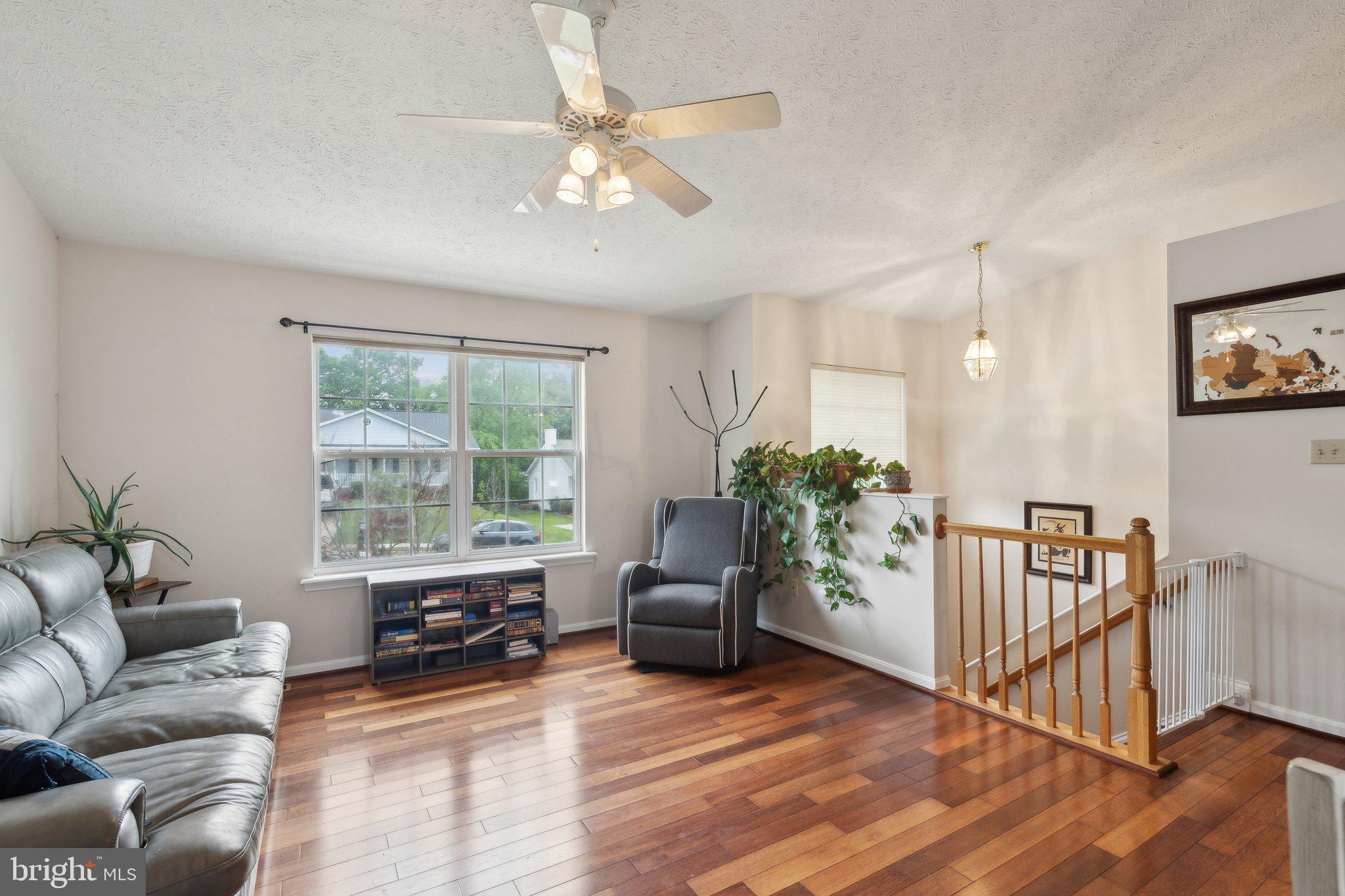 HILL VALLEY - Residential