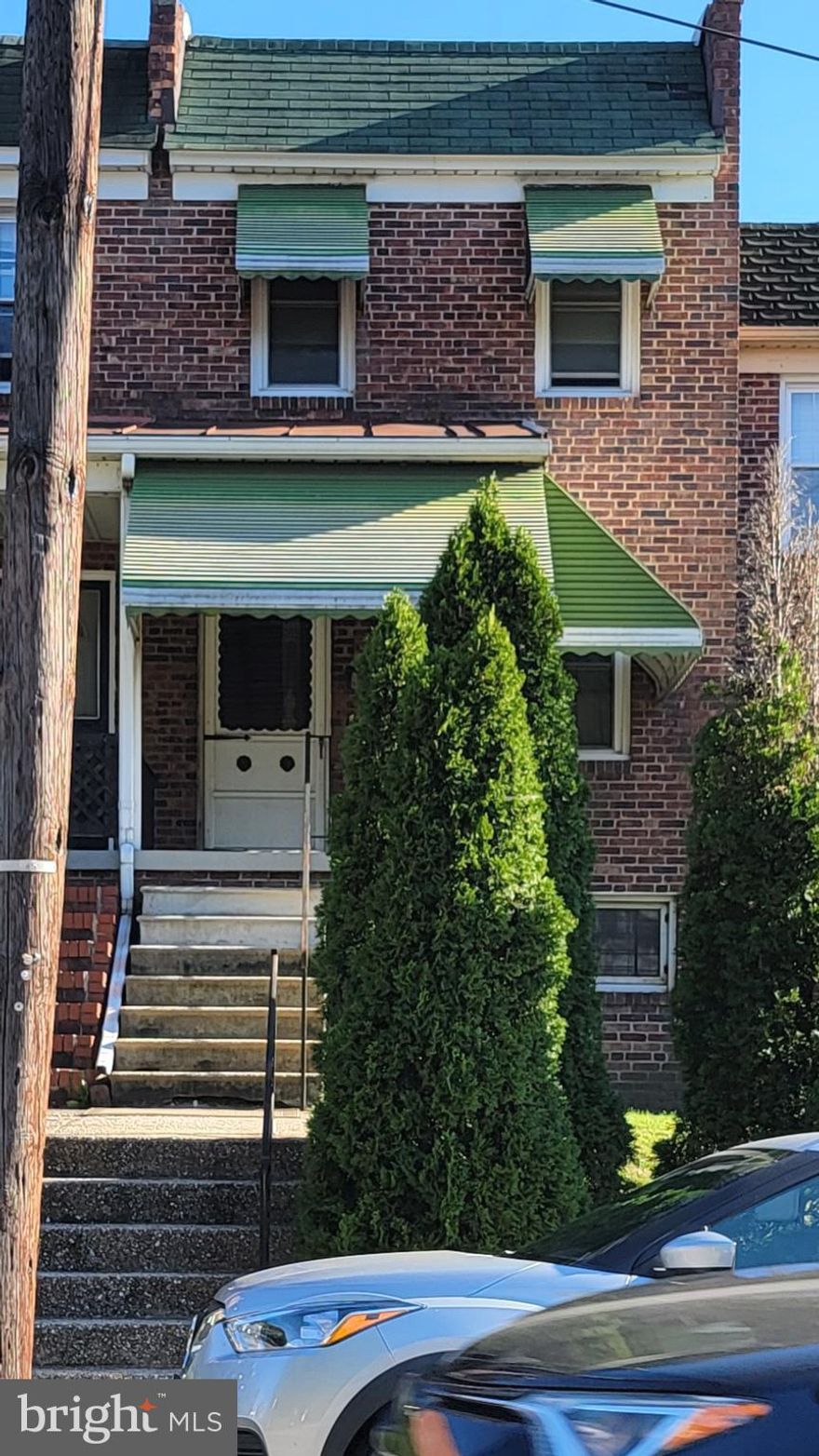 Location, Location, Location !! Who Could Ask For More In THIS GREAT  2 Bedrm, 1 Bath TOWNHOME & BEST OF ALL WITH IT'S OWN 2 REAR PARKING SPACES !!
 In one of Baltimore’s most sought-after and beloved neighborhoods, In The Hampden Historical District Within Walking Distants & Short Drive You Can Get To Unlimited Possibilities From The Avenue in Hampden With All The Amazing Restaurants, Shops, Cafés, The R House For Those Private Events, Miracle on 34th St, The Rotunda, Local Boutiques, Johns Hopkins University, And With Just A Short Drives I-83, Baltimore Downtown, Public Transportation, Penn Station, Baltimore Zoo, Museums, Botanical Garden & So Much More With Getting To Public Transportation, Light Rail Link . And Let's Not Forget Those Outdoors Lovers Enjoy Nearby Green Spaces Just To Name A Few, Wyman Park and the Jones Falls Trail.