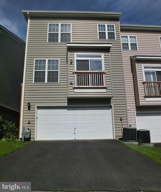 POPLAR RUN - Residential