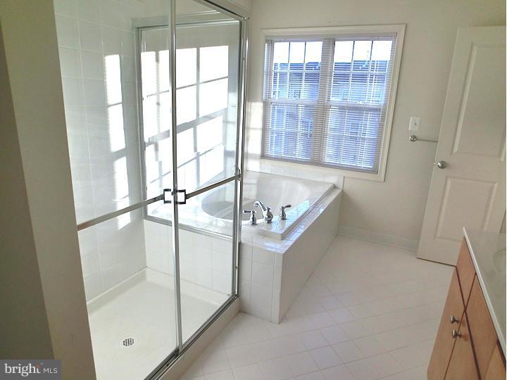 POPLAR RUN - Residential