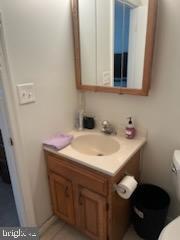 VILLAGE KNOLL - Residential