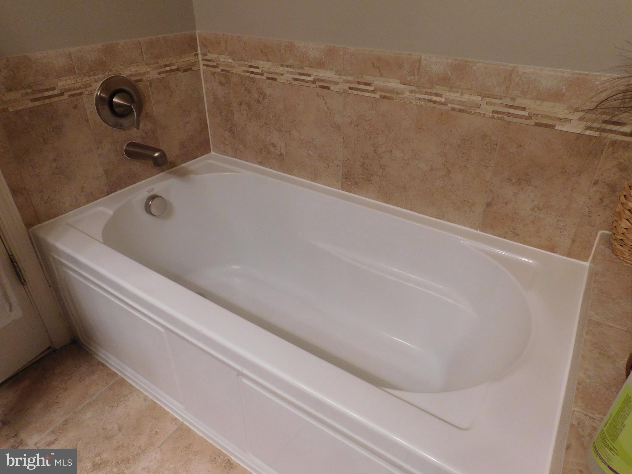 POTOMAC CLUB - Residential