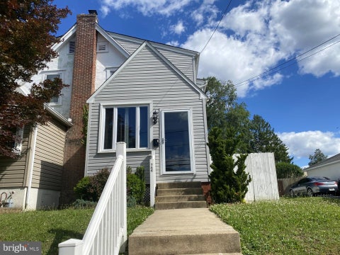 Townhouse For Rent - 746 16th Avenue<br/> Delaware County, PROSPECT PARK, PA 19076