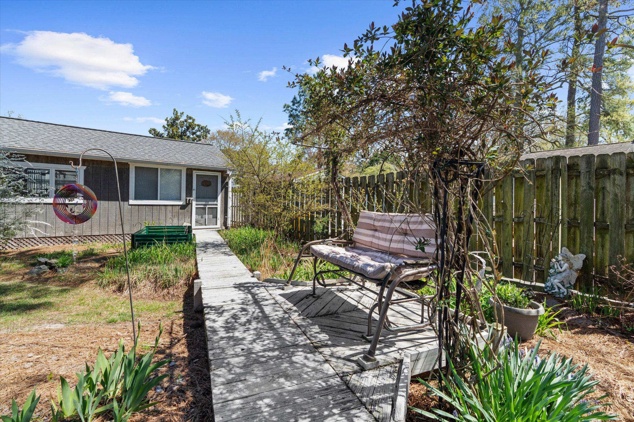 ROSE HAVEN - Residential