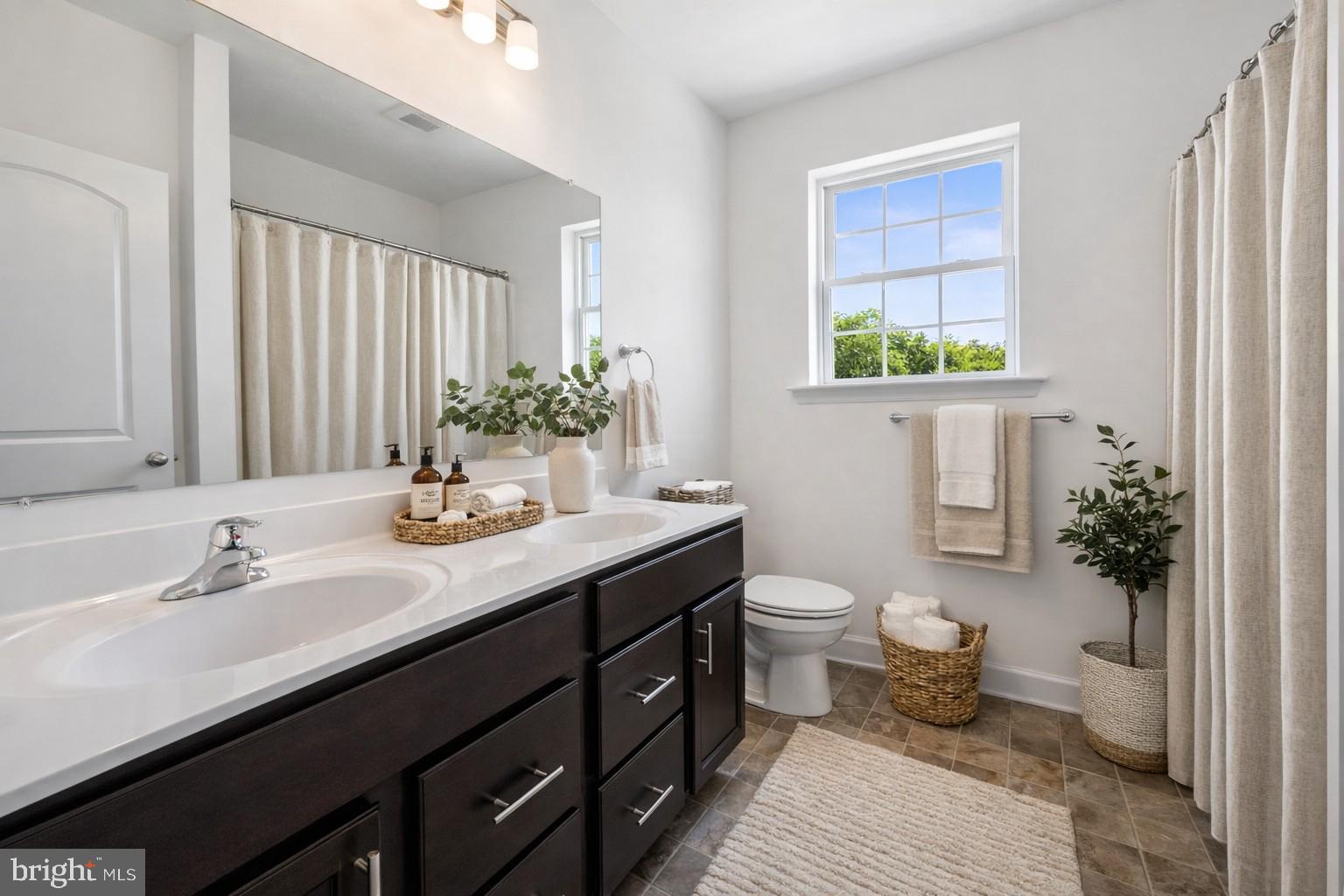 CUMBERLAND VILLAGE - Residential