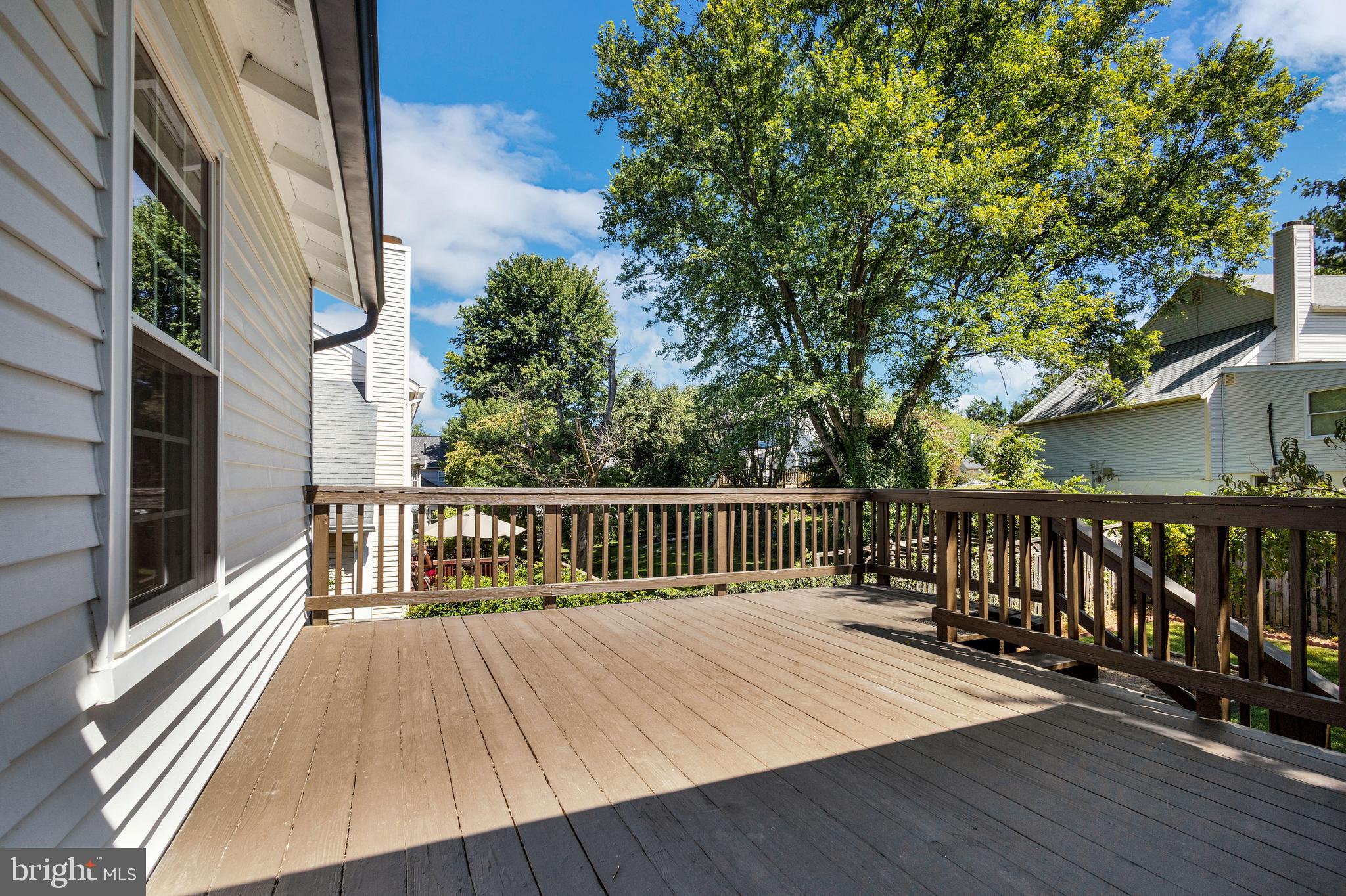 FLOWER HILL - Residential