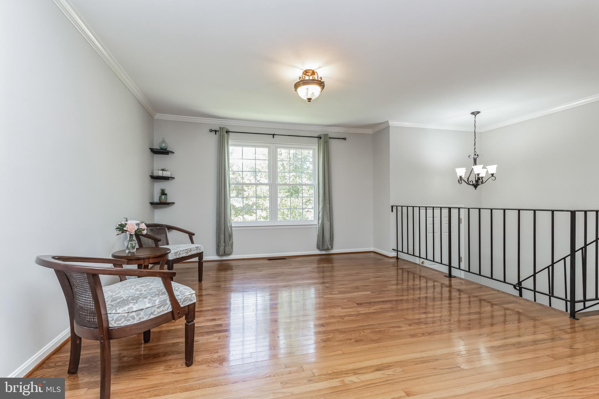 FLOWER HILL - Residential