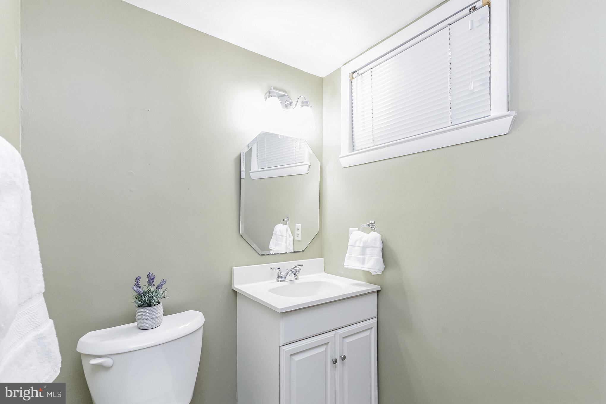 FLOWER HILL - Residential