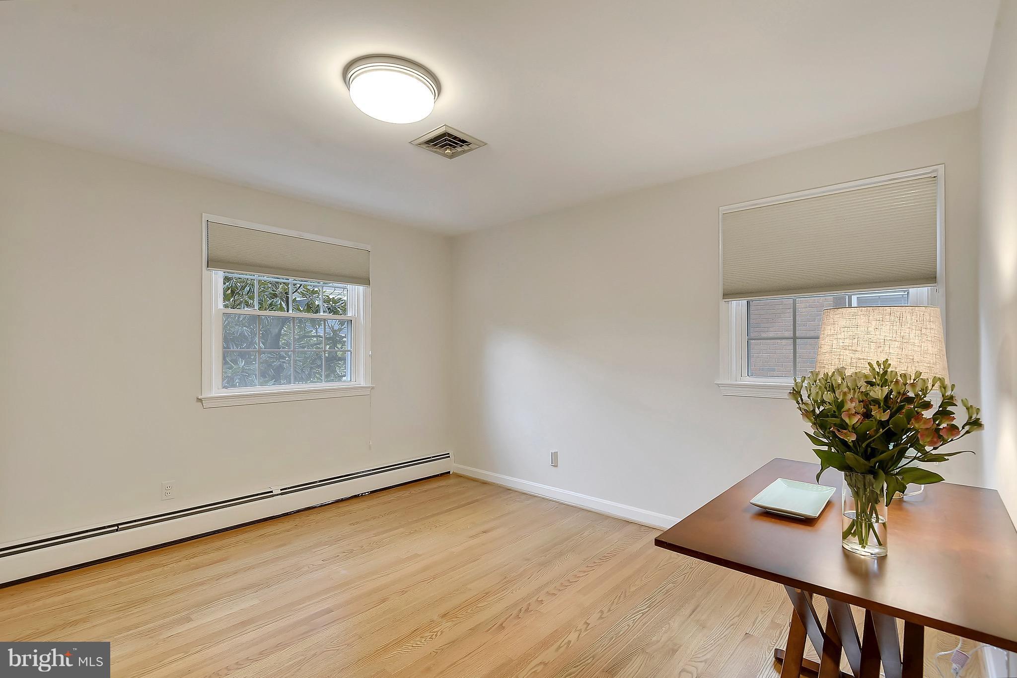 LEEWAY HEIGHTS - Residential