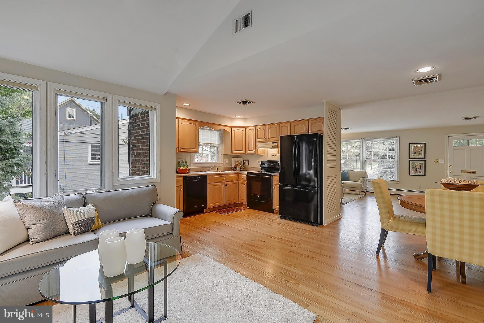 LEEWAY HEIGHTS - Residential