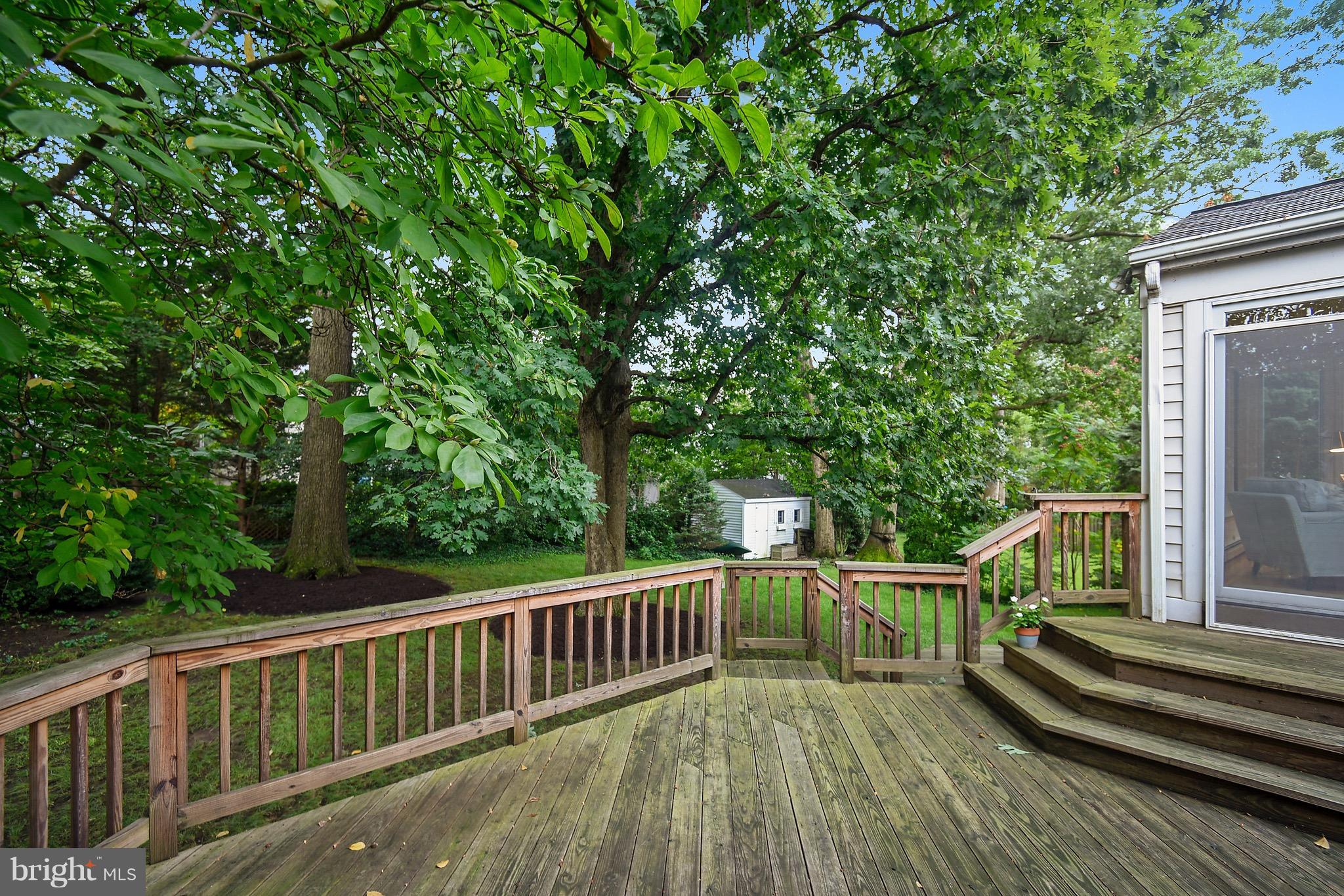 LEEWAY HEIGHTS - Residential