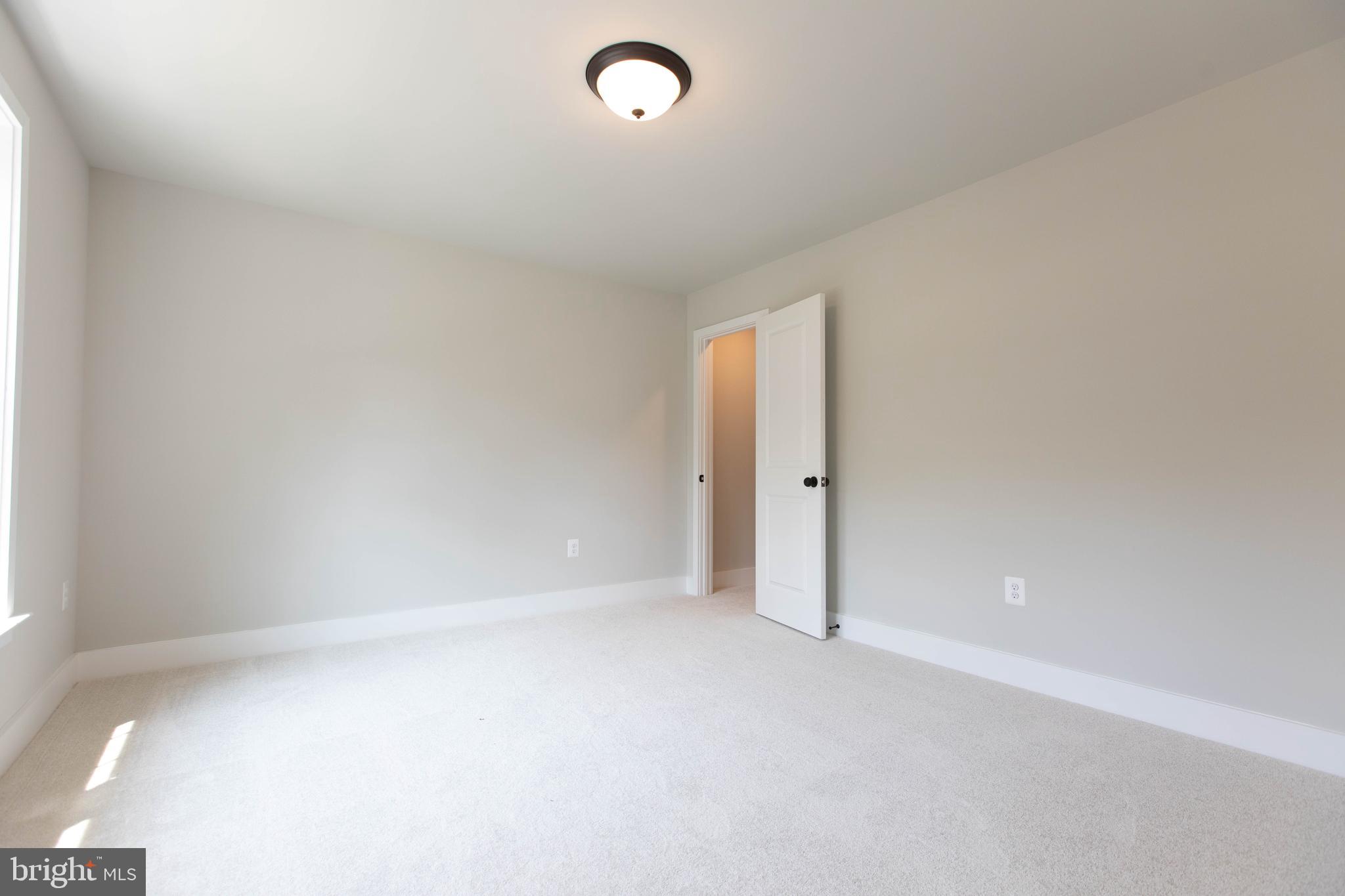 WEST SHORE - Residential