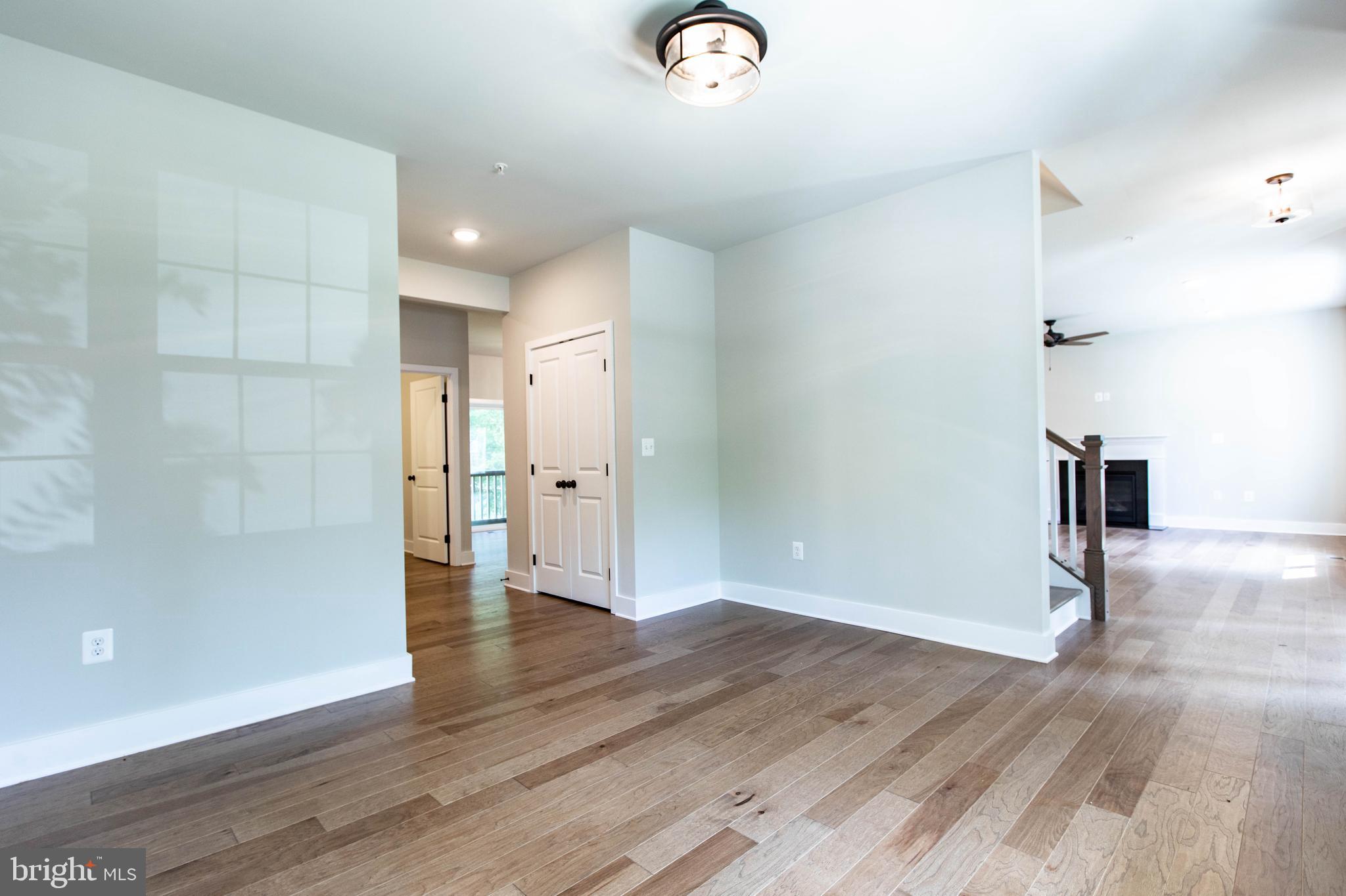 WEST SHORE - Residential