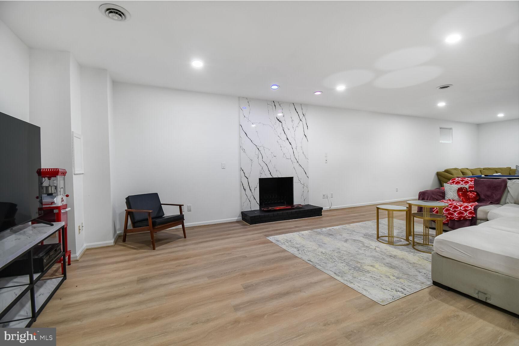 POTOMAC - Residential