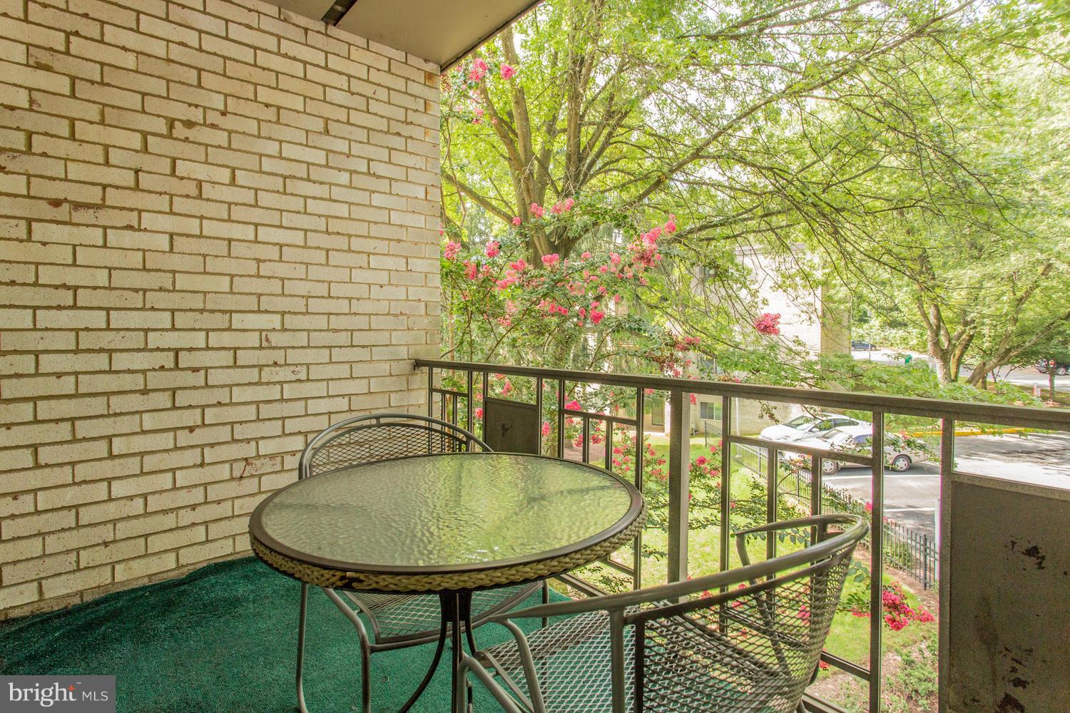BETHESDA PARK - Residential