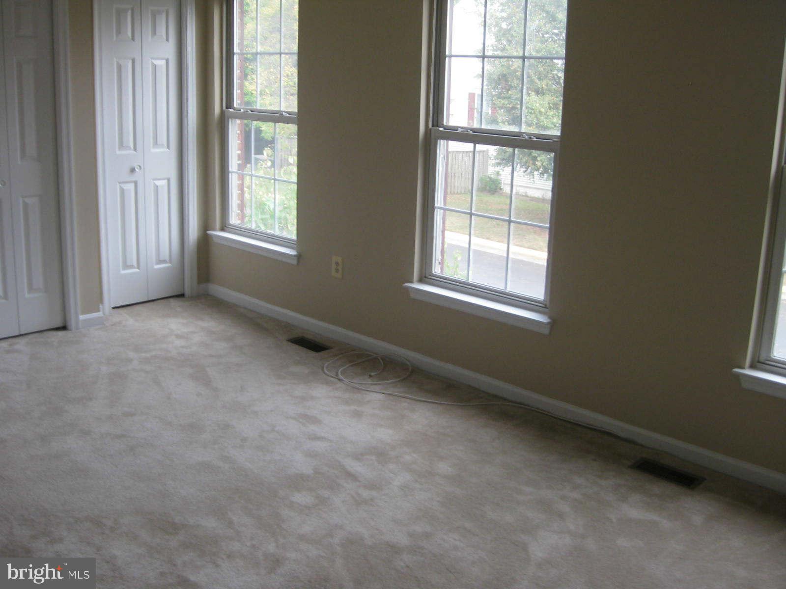 WOODGATE CROSSING - Residential Lease