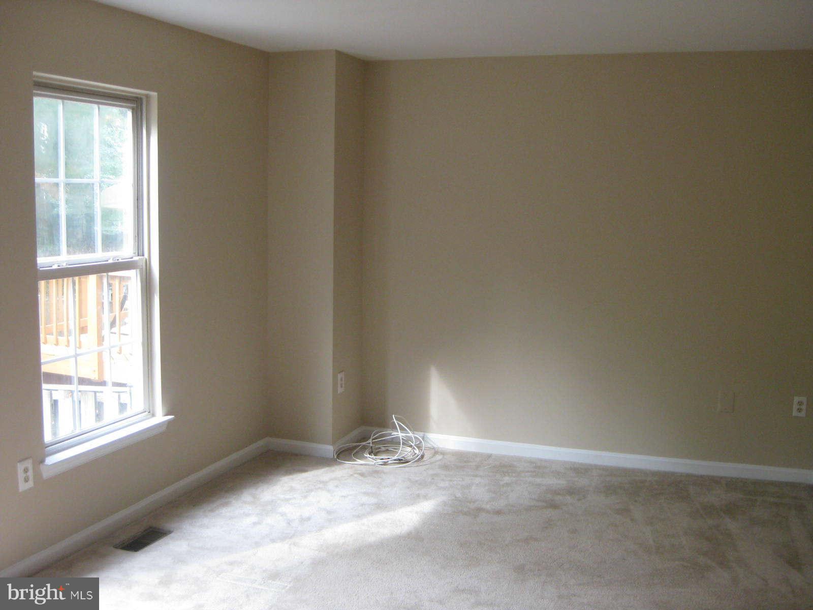 WOODGATE CROSSING - Residential Lease