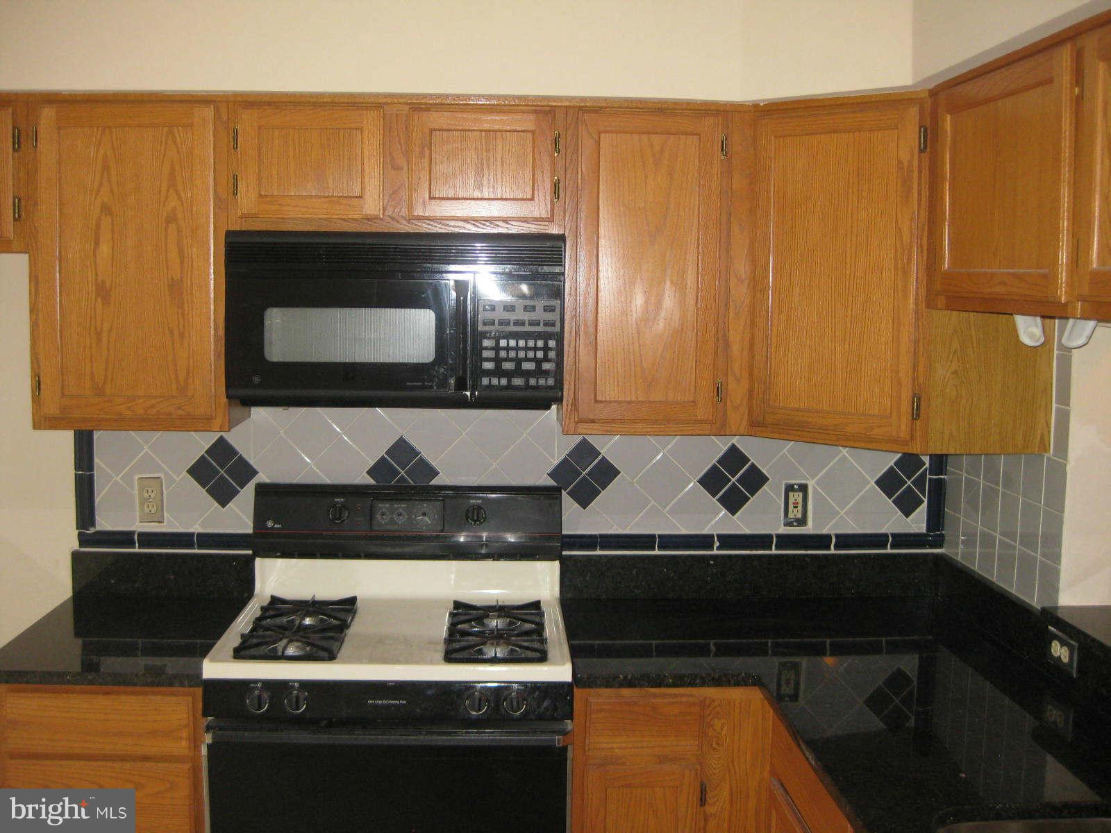 WOODGATE CROSSING - Residential Lease