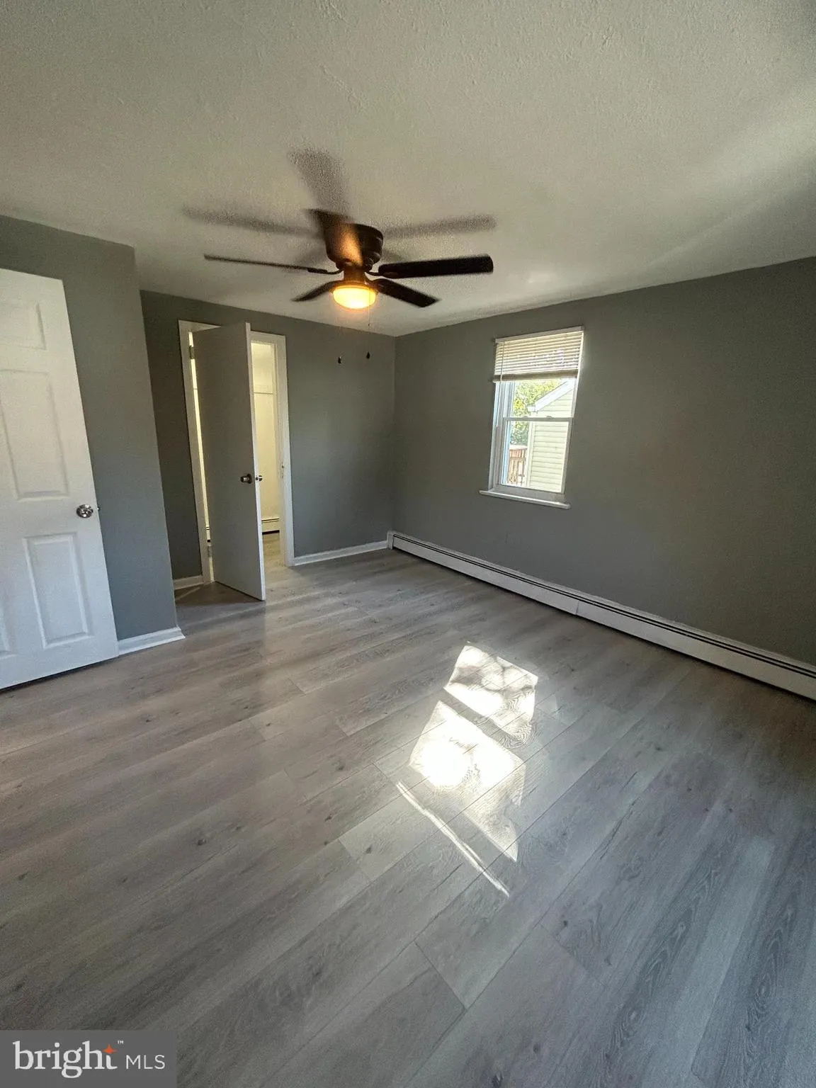 Bellmawr, New Jersey 08031, United States, 1 Bedroom Bedrooms, ,1 BathroomBathrooms,Residential,Active,206868