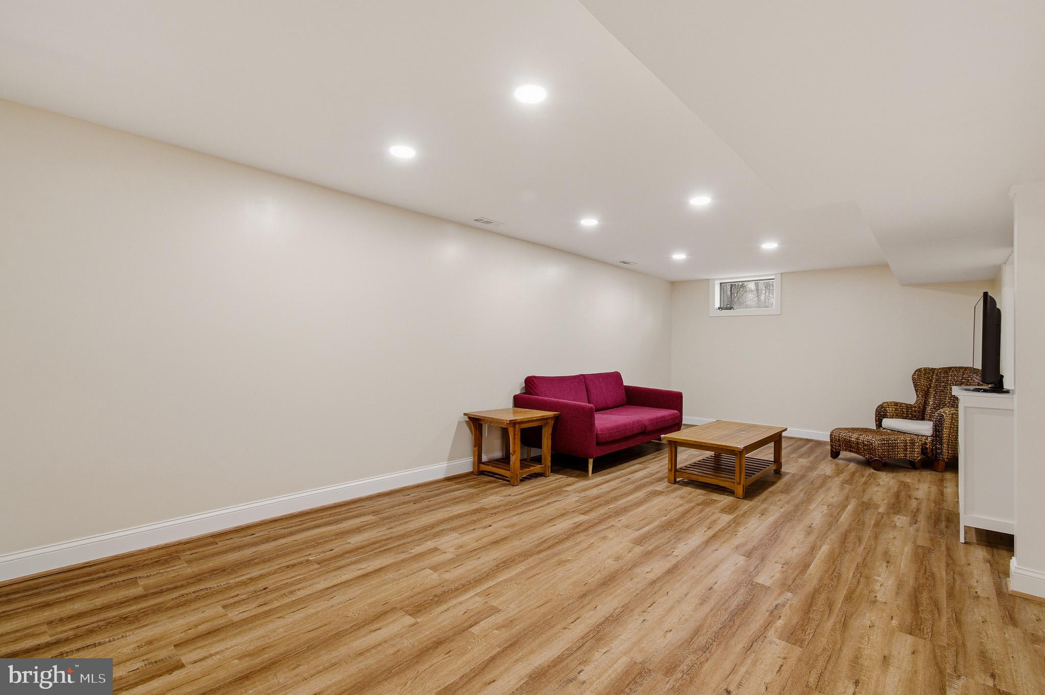 PATUXENT MANOR - Residential