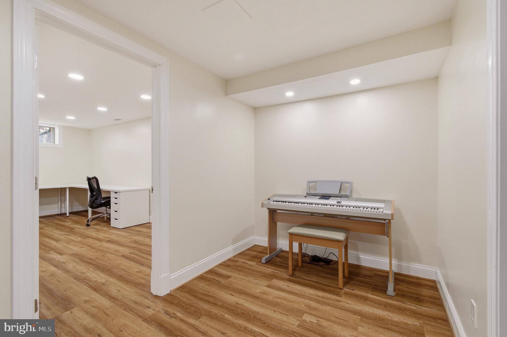 PATUXENT MANOR - Residential