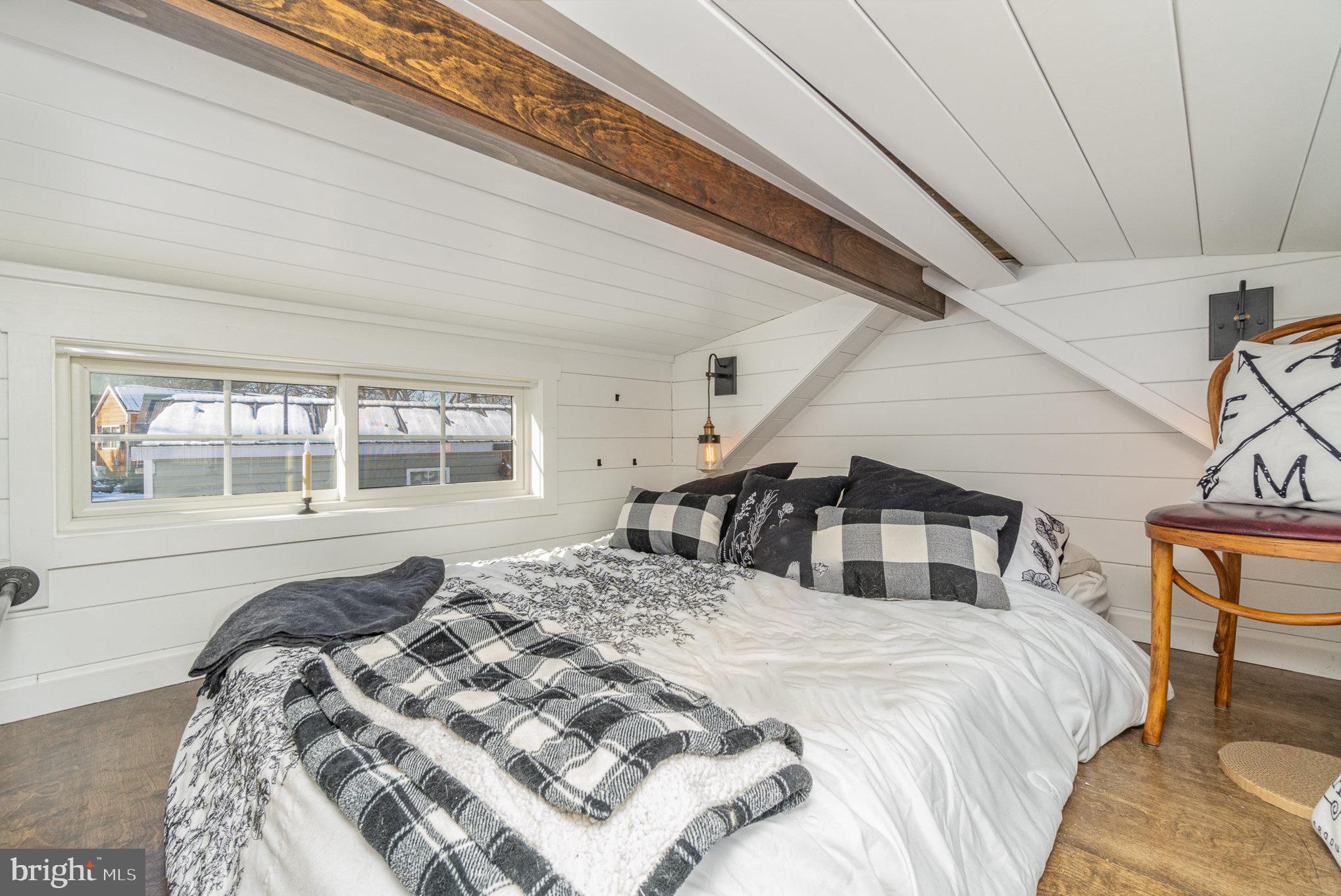 FLORIN HILL - Residential