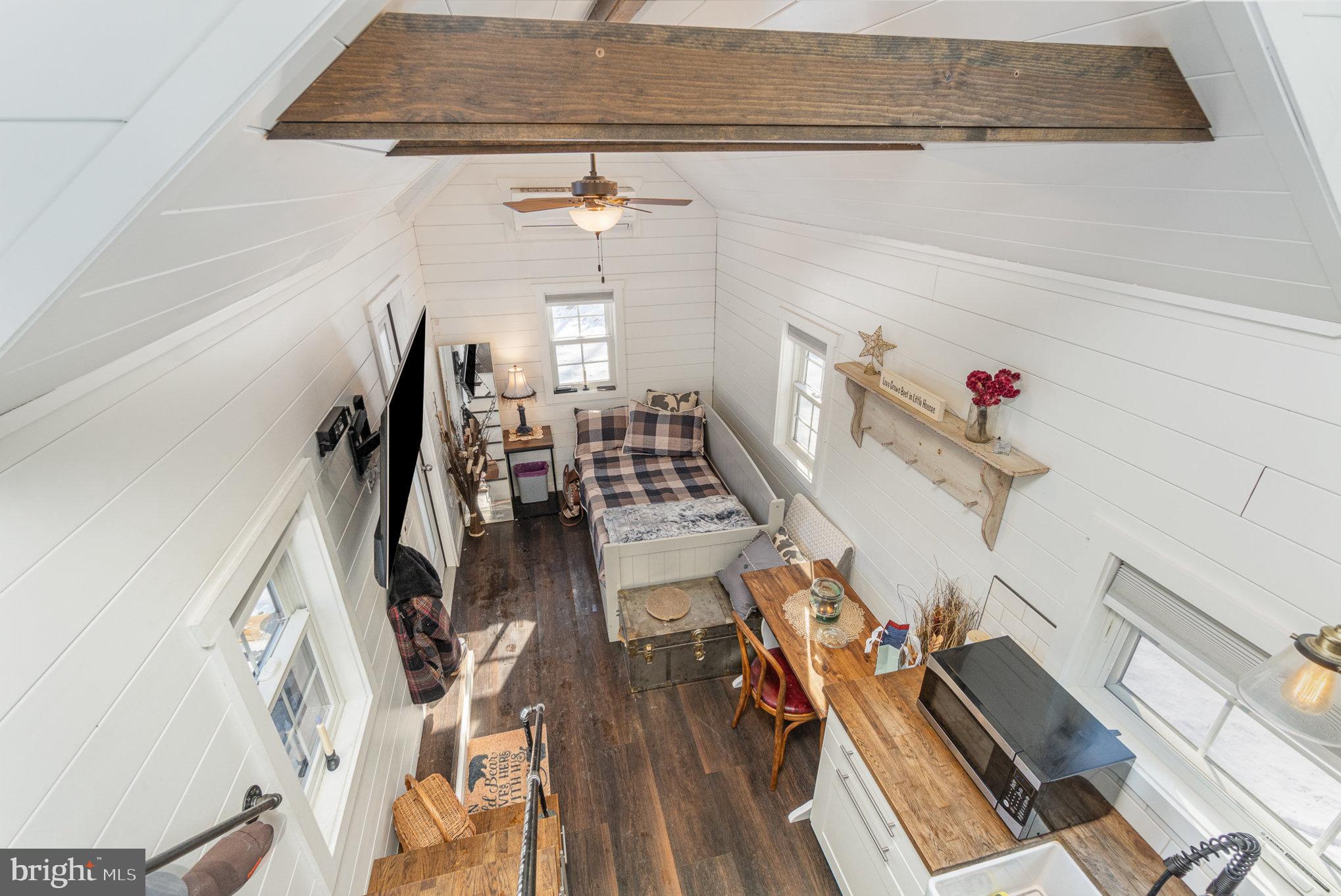 FLORIN HILL - Residential