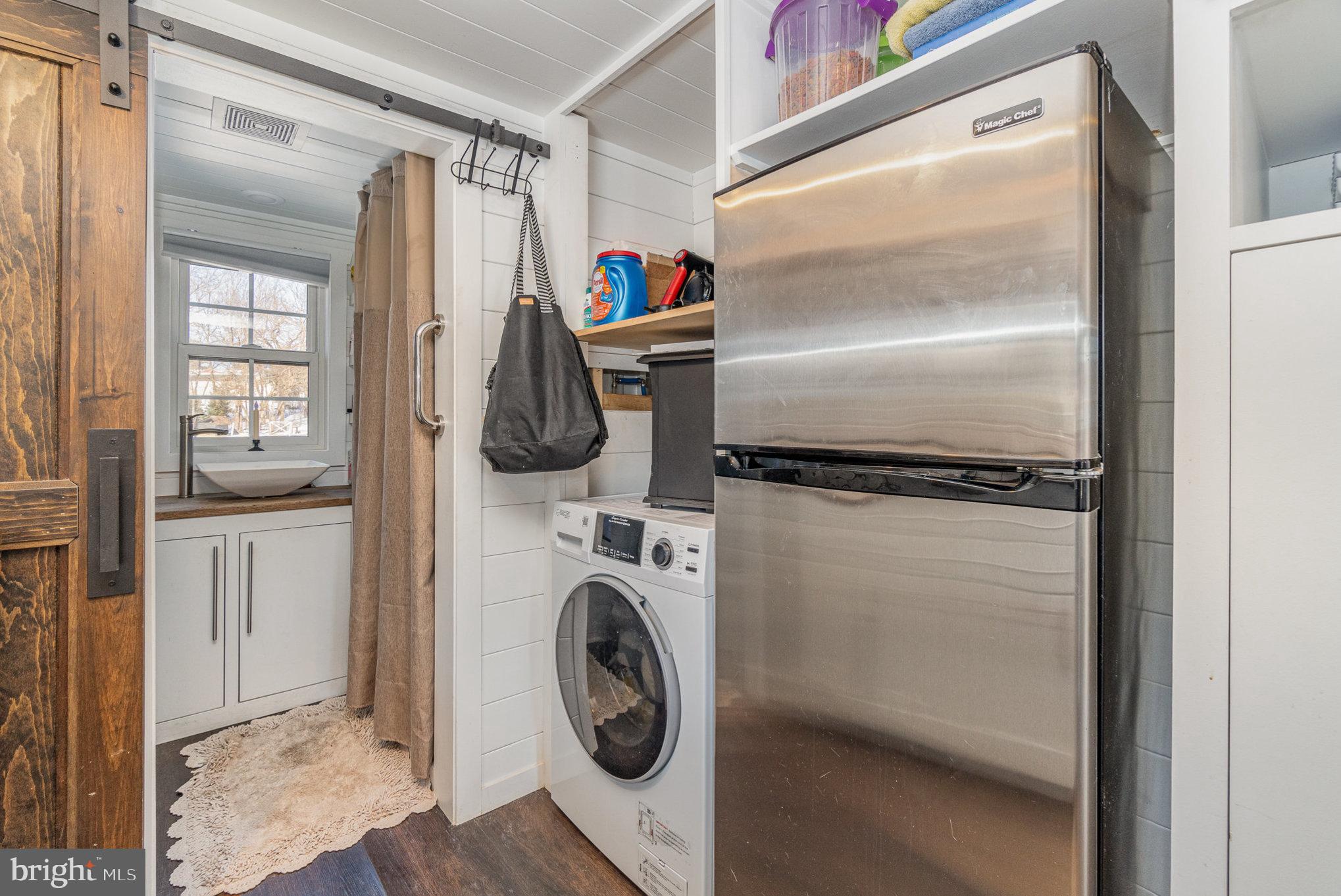 FLORIN HILL - Residential