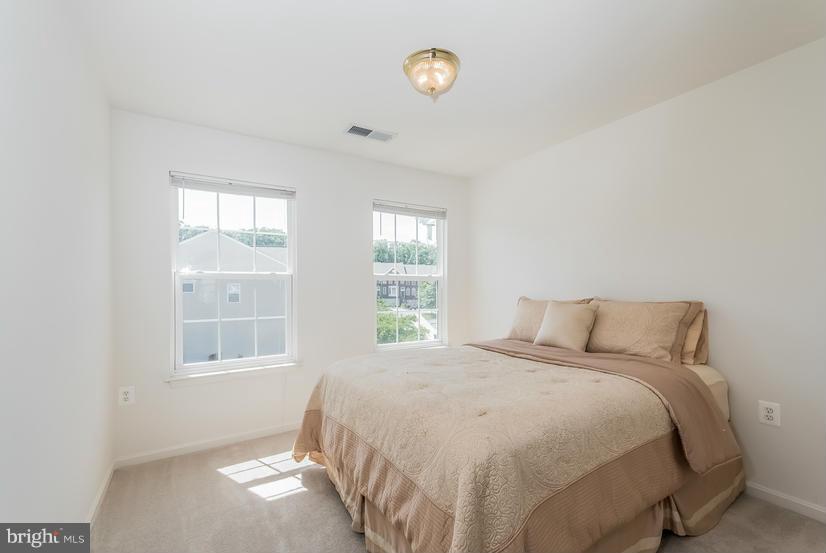 SPRING LAKES - Residential