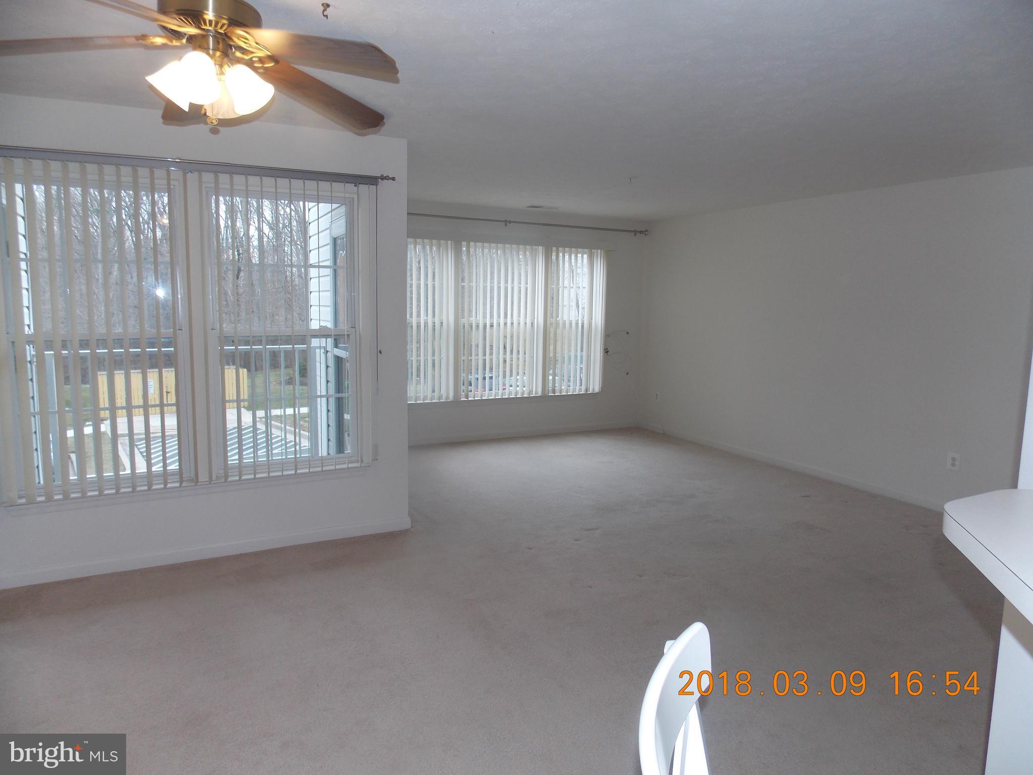 SILVER LAKE - Residential Lease