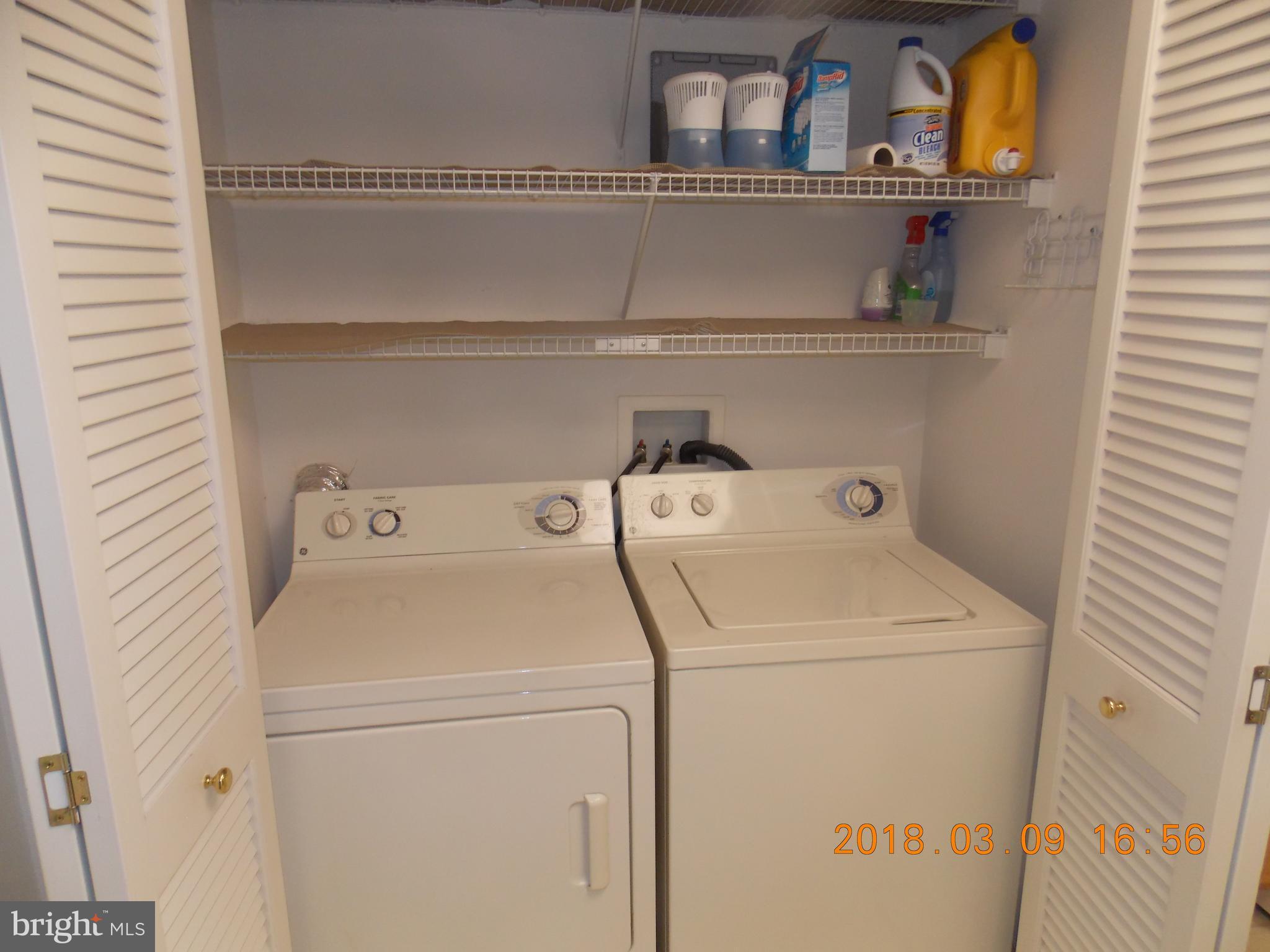 SILVER LAKE - Residential Lease