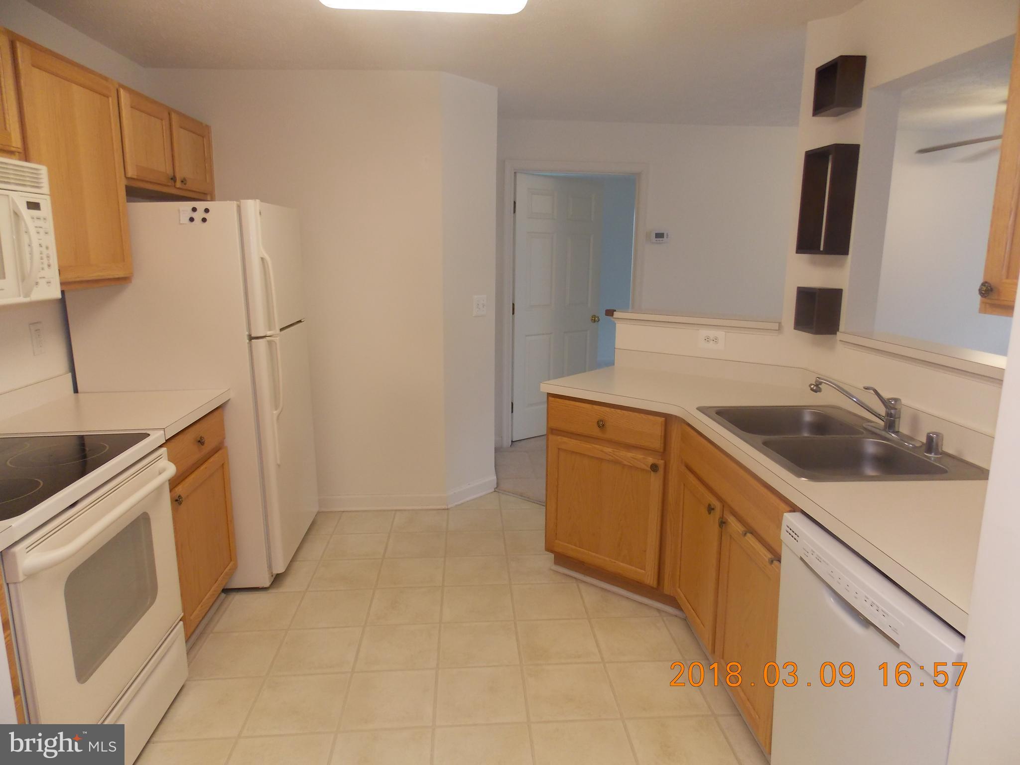 SILVER LAKE - Residential Lease