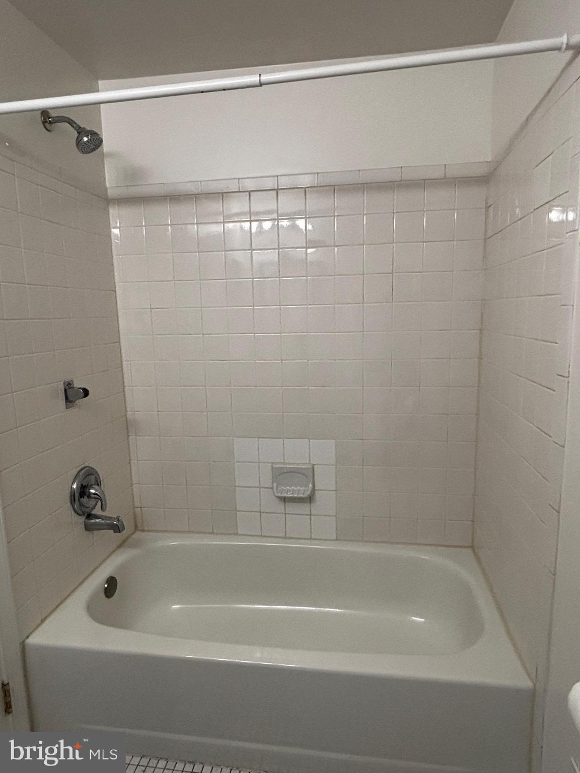 NEWGATE - Residential Lease