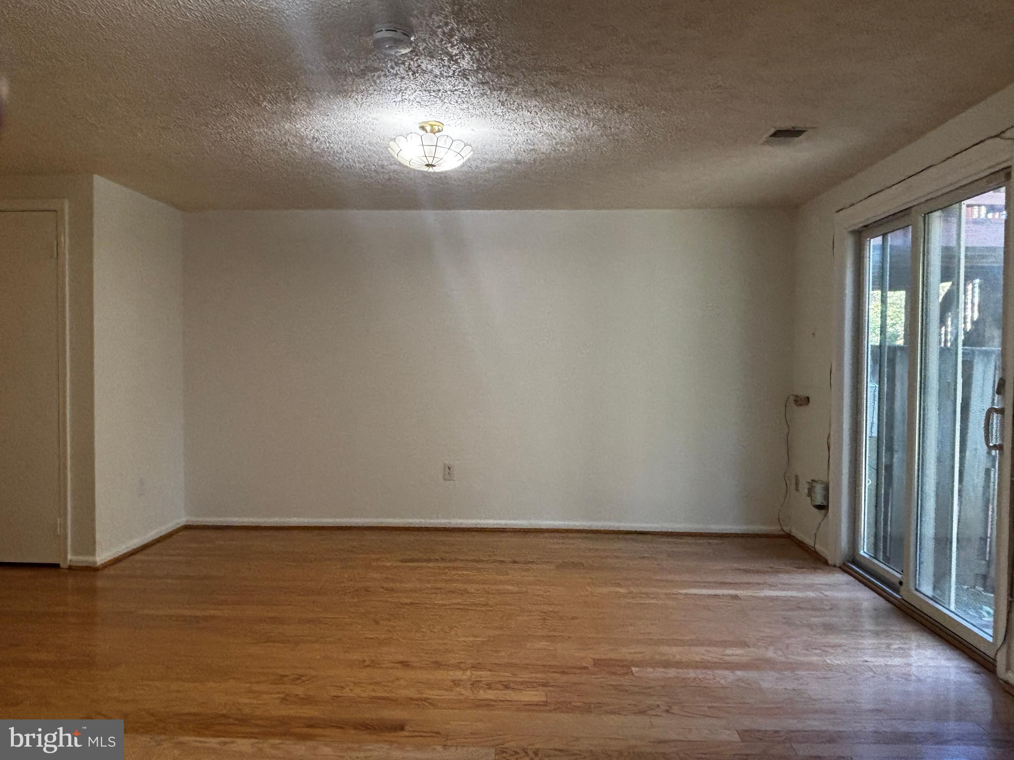 NEWGATE - Residential Lease