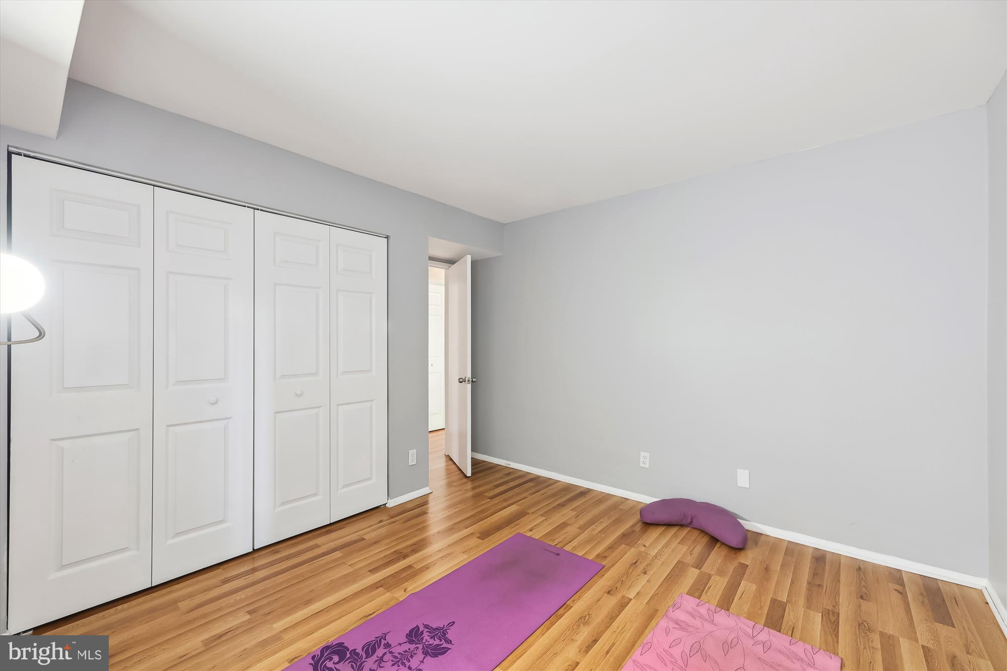 CHERRY GLEN CONDOS - Residential