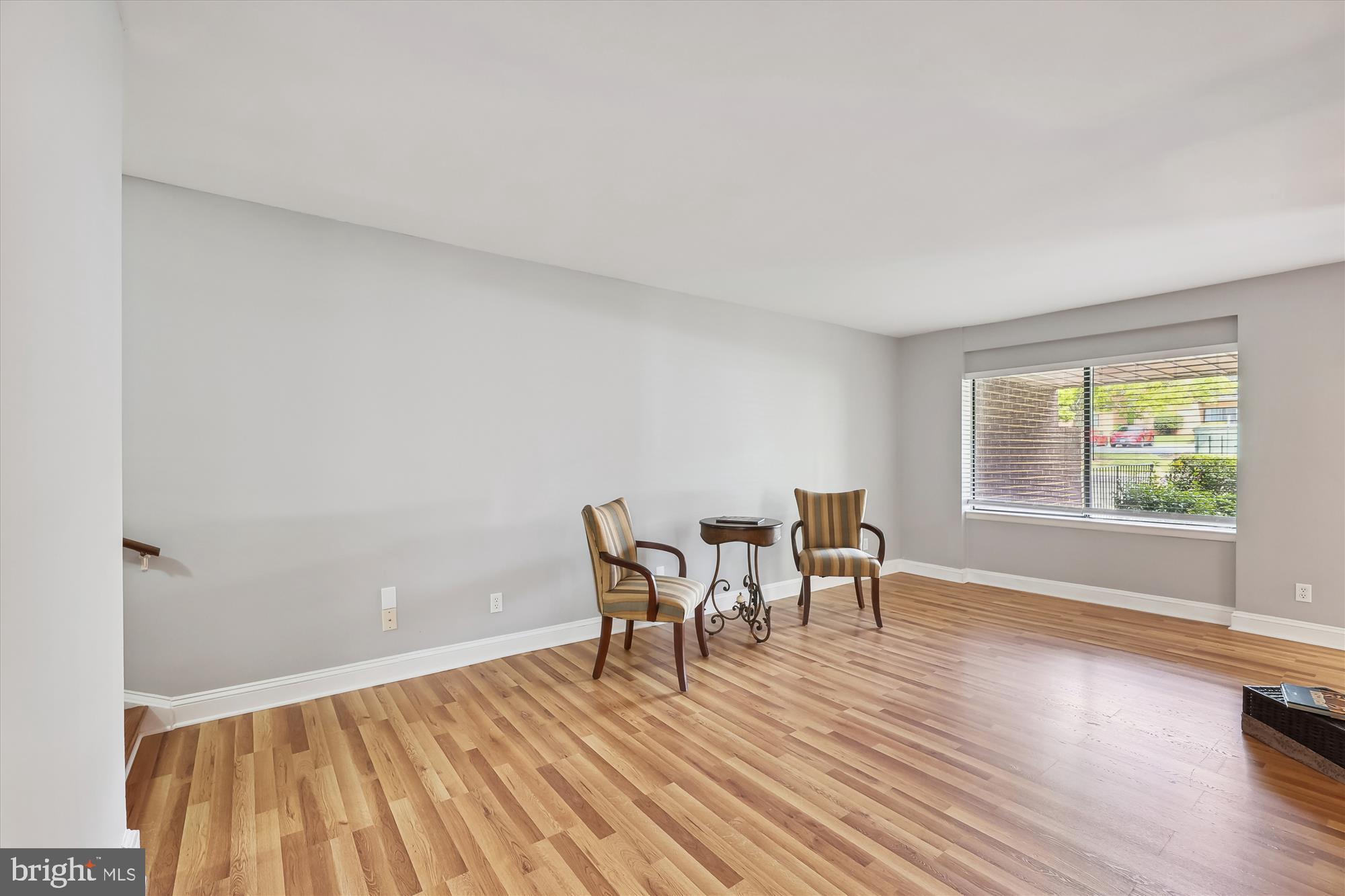 CHERRY GLEN CONDOS - Residential