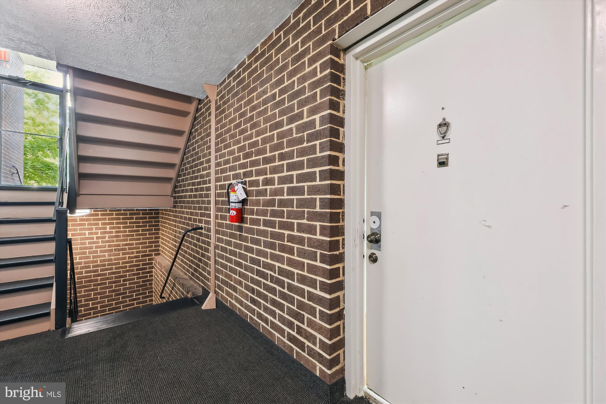 CHERRY GLEN CONDOS - Residential