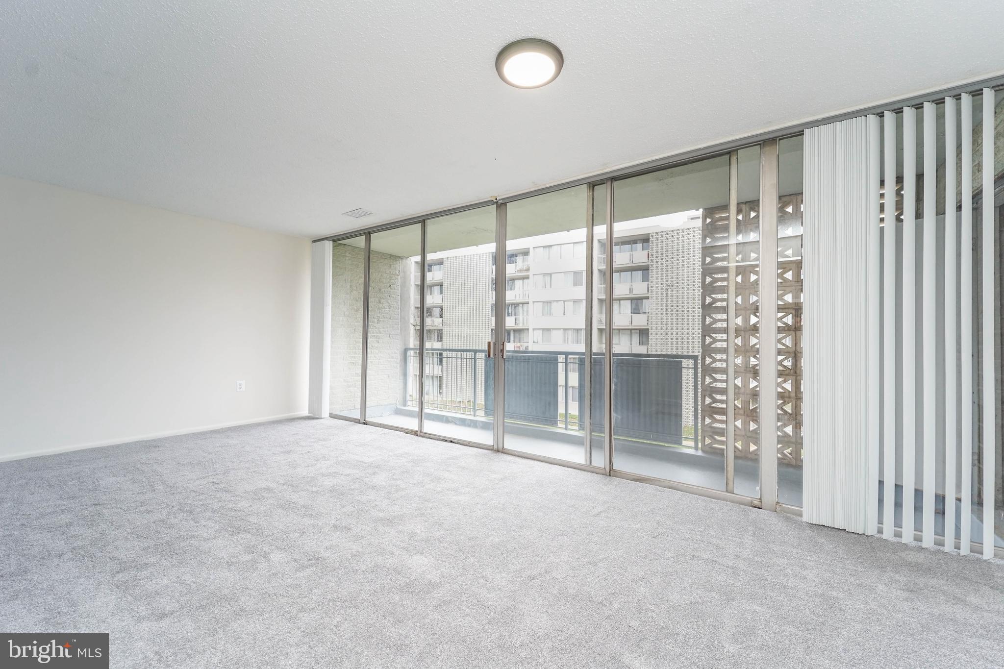 PRESIDENTIAL PARK - Residential