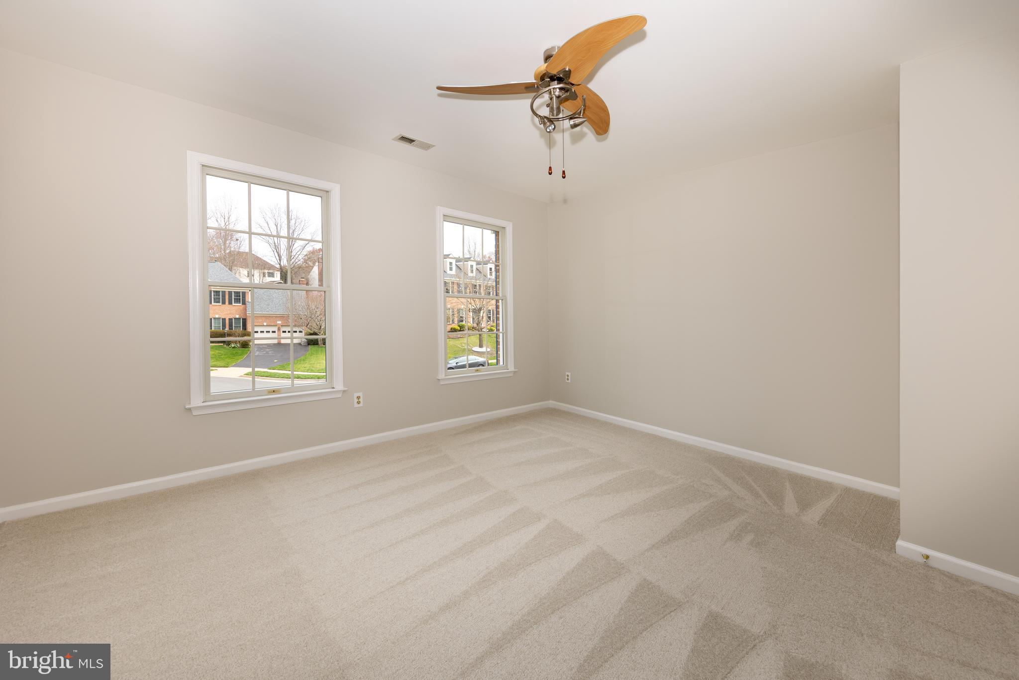 BARRINGTON - Residential