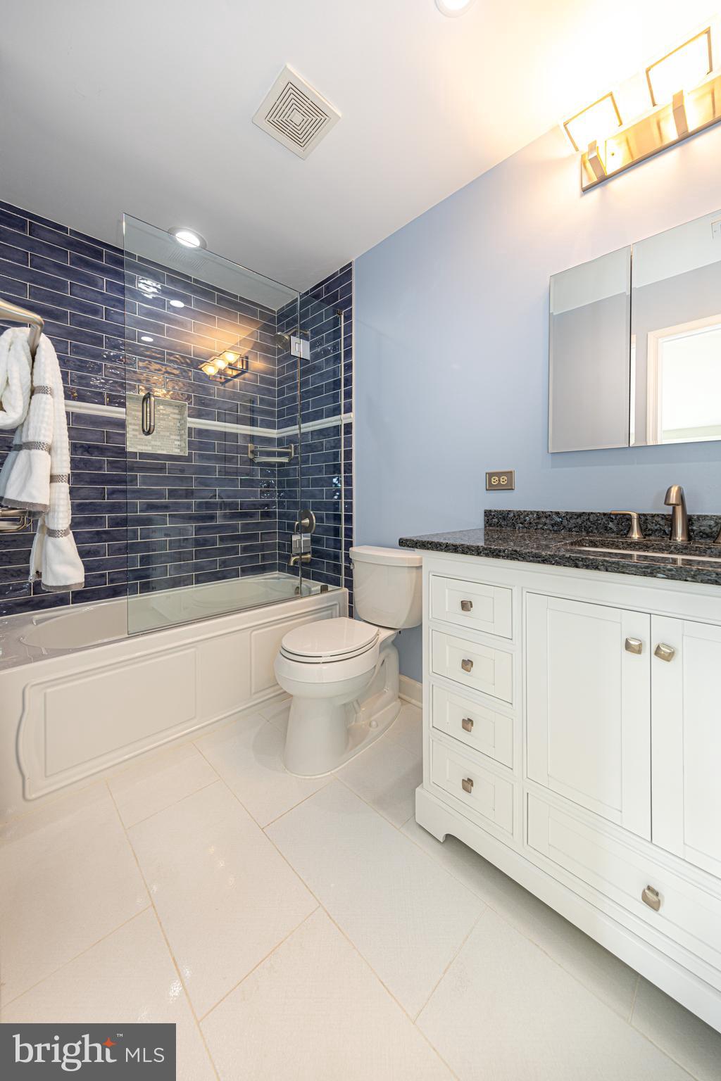 BARRINGTON - Residential