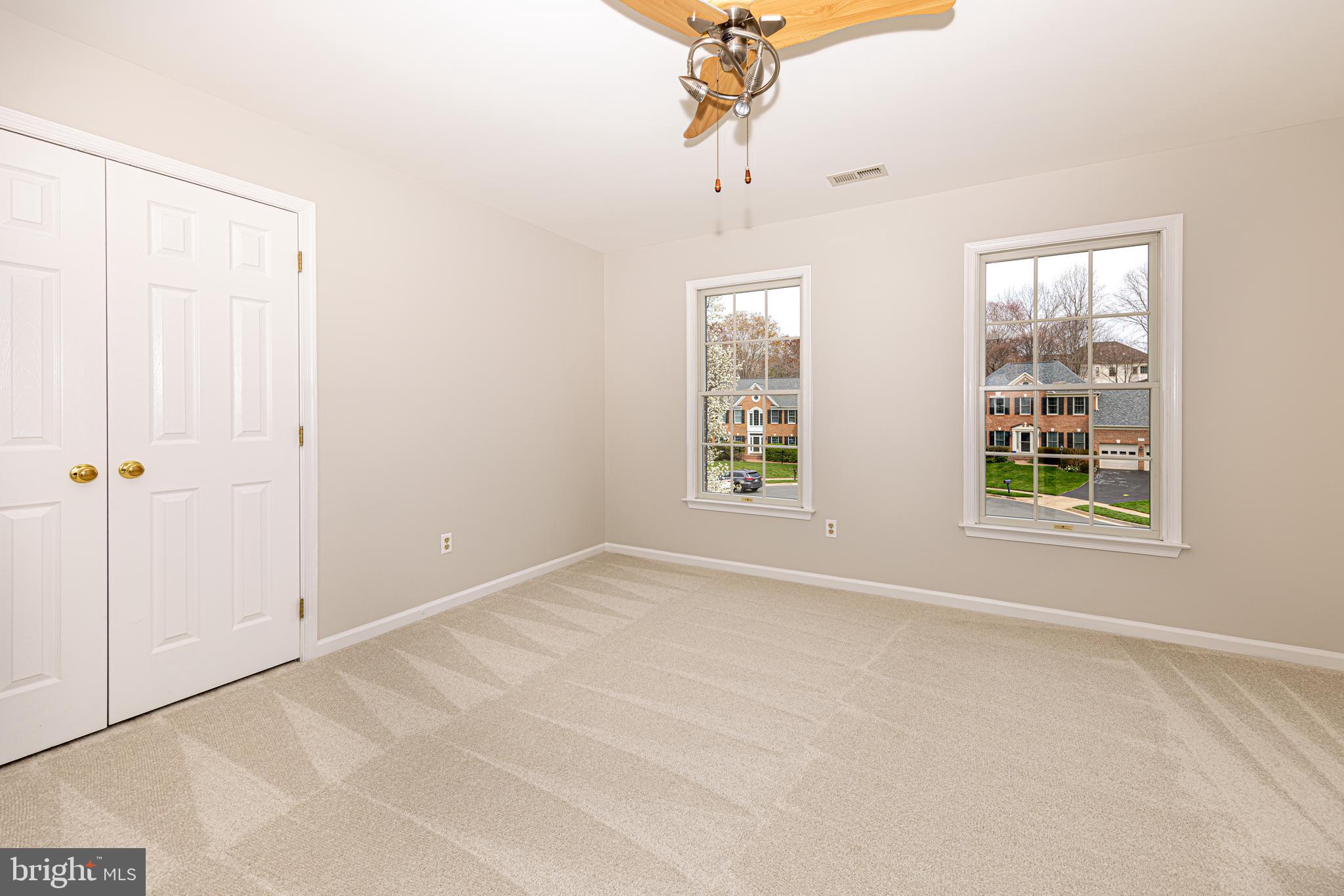 BARRINGTON - Residential