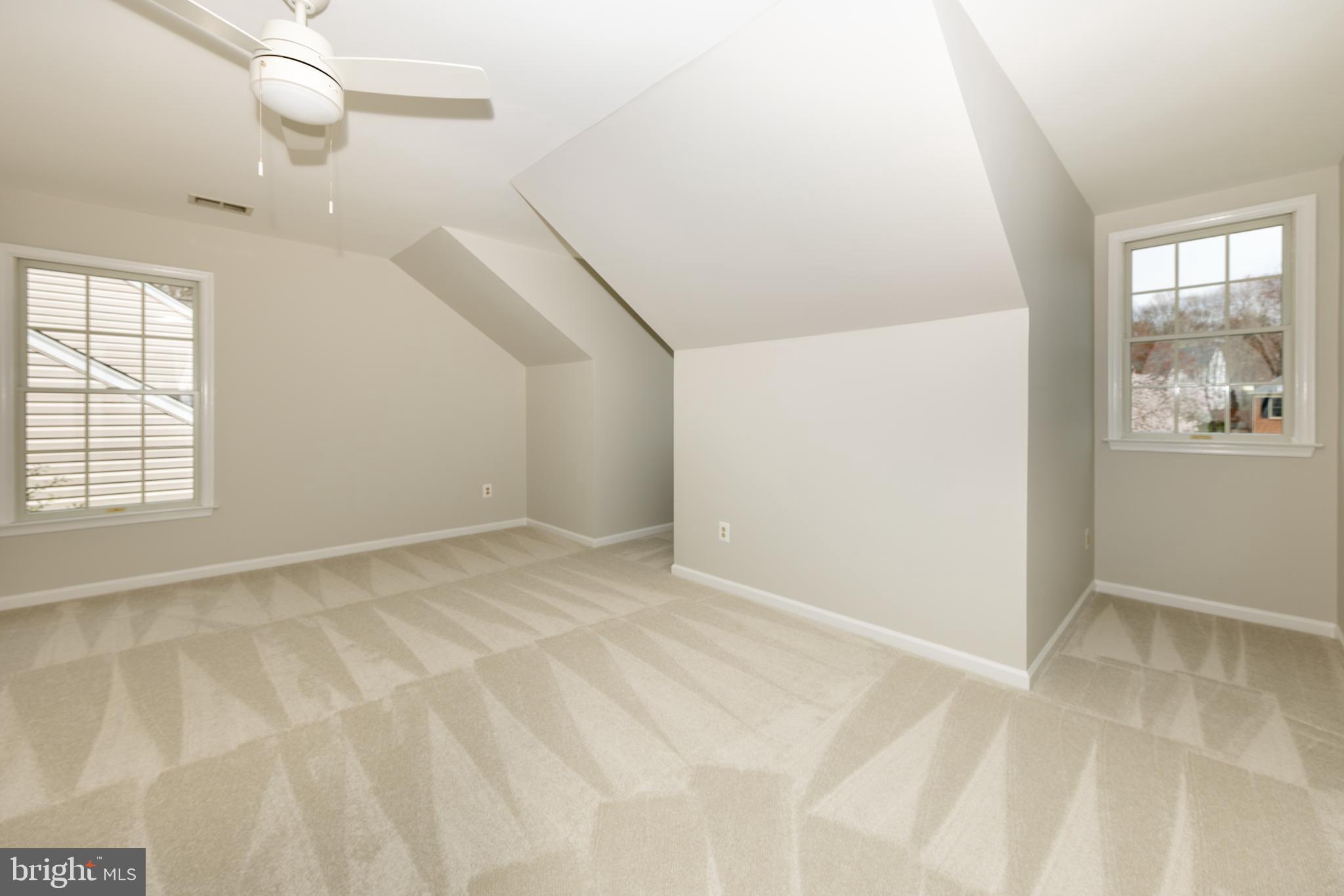 BARRINGTON - Residential