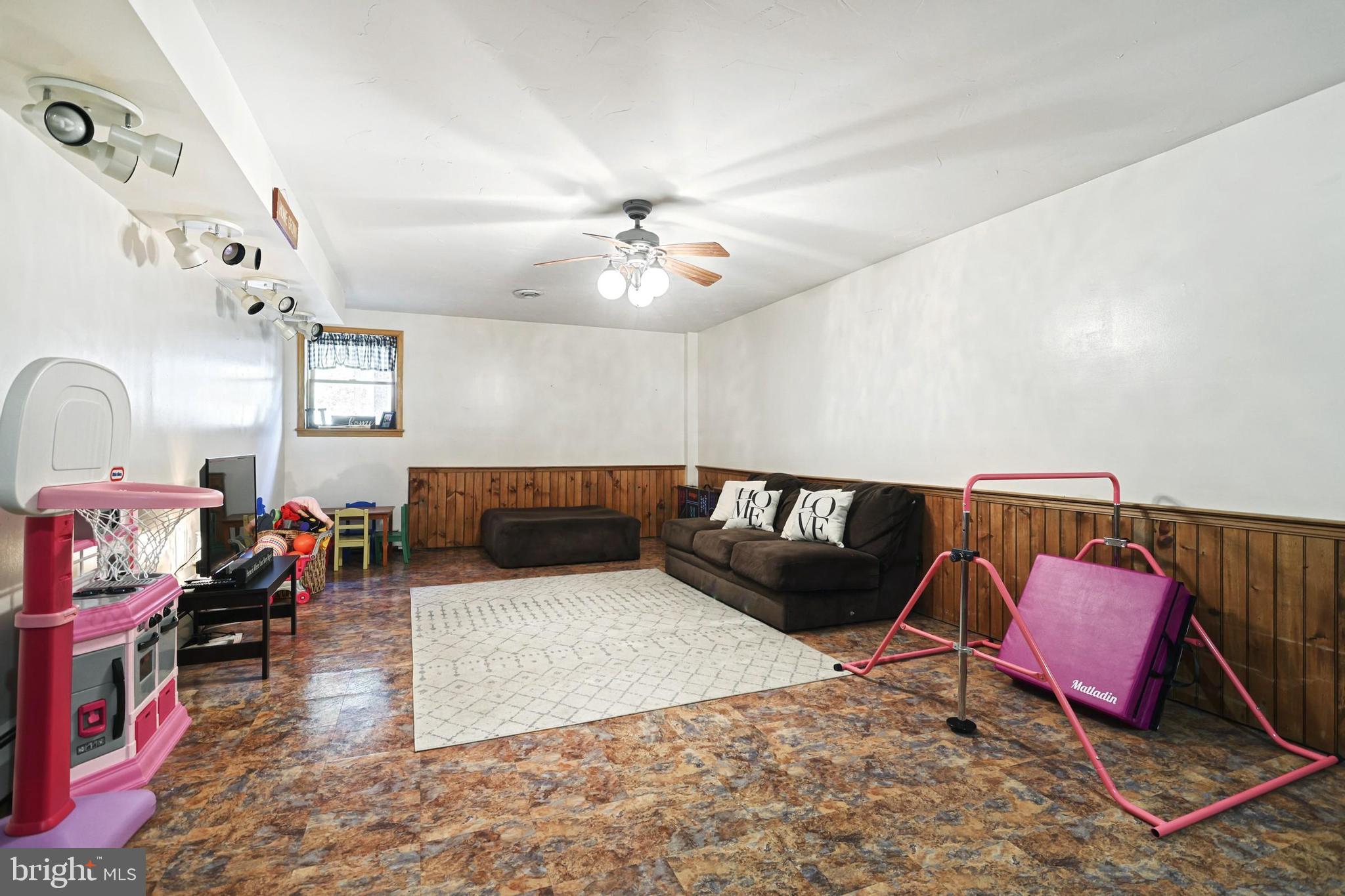 HOPEWELL TWP - Residential